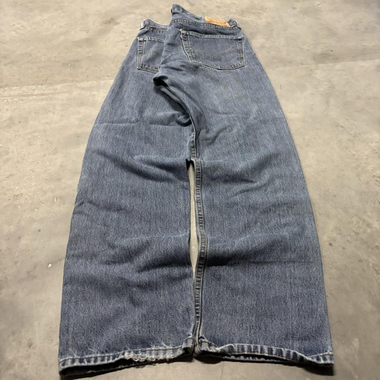 Levi's × Vintage Crazy Vintage Y2K/2000s Grunge Medium Wash Levi’s Denim Jeans! Size US 36 / EU 52 - 4 Thumbnail