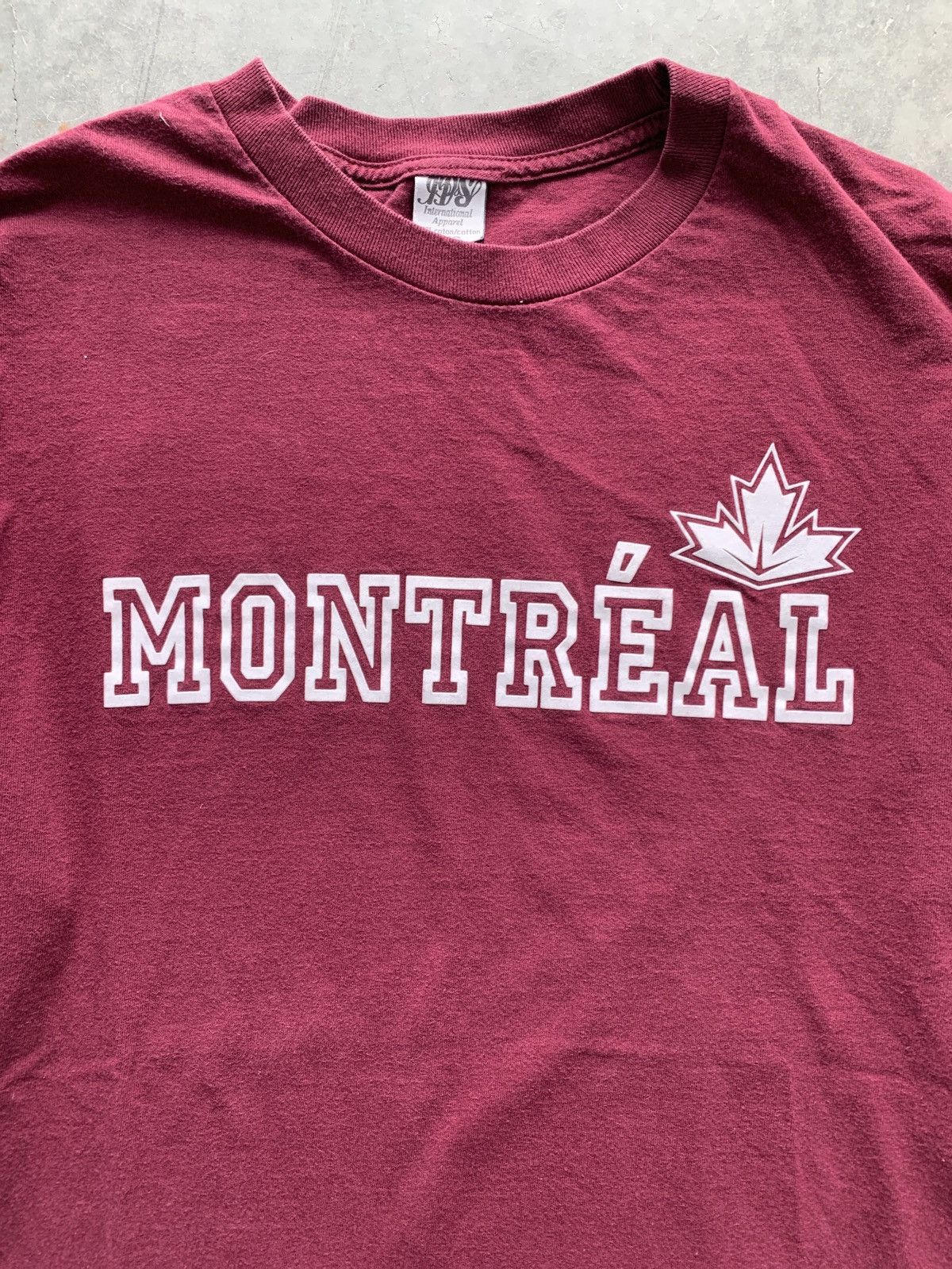 Vintage Vintage Y2K Montreal Graphic Tee Size US L / EU 52-54 / 3 - 2 Thumbnail