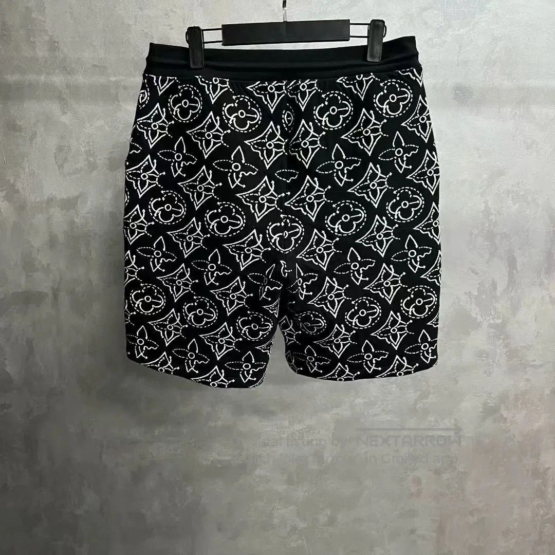 Louis Vuitton louis vuitton logo printed casual shorts. Size US 38 / EU 54 - 2 Thumbnail