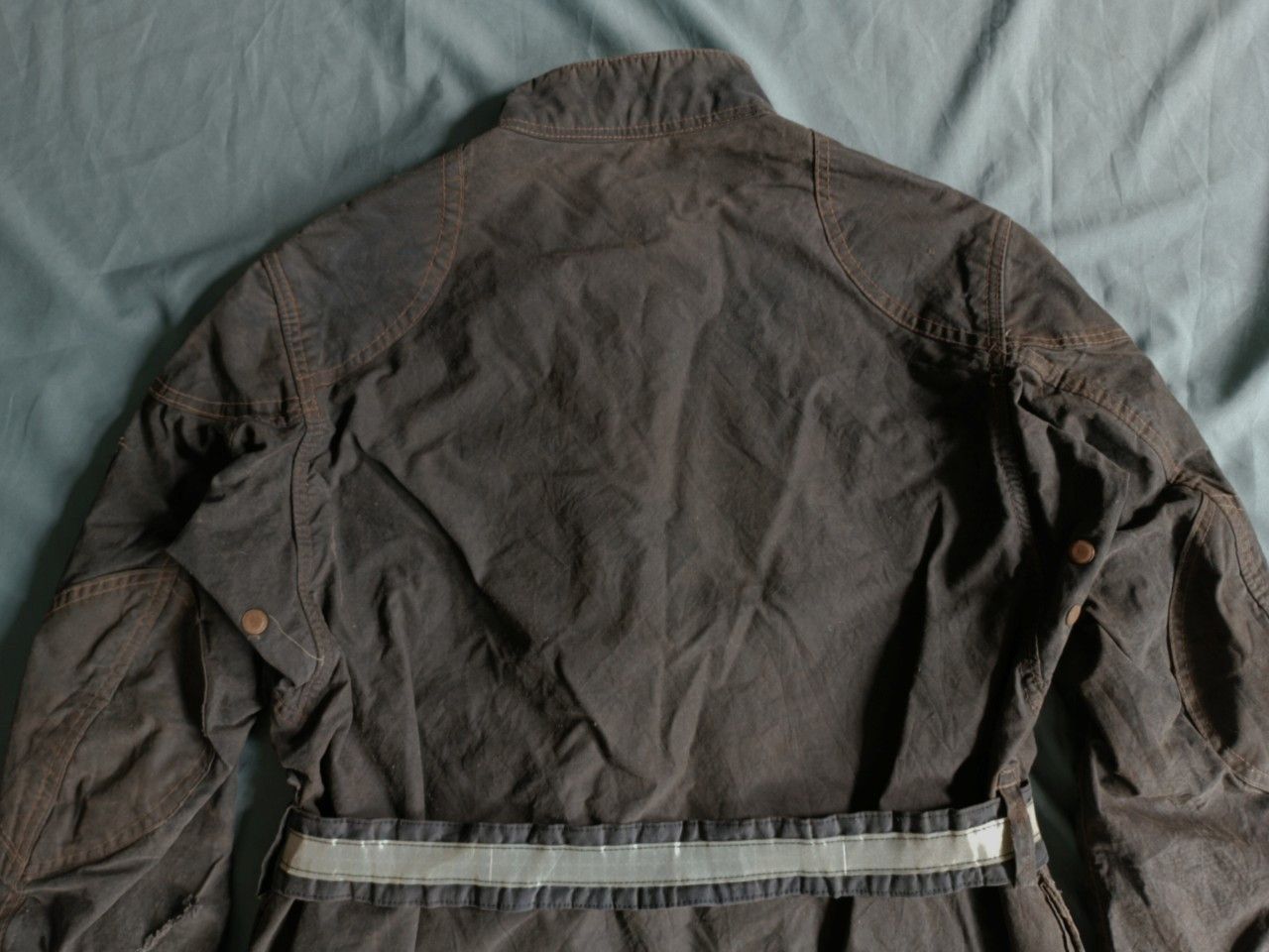 Belstaff Vtg 70s BELSTAFF Trialmaster Black Waxed Belted Motor Jacket Size US L / EU 52-54 / 3 - 8 Thumbnail