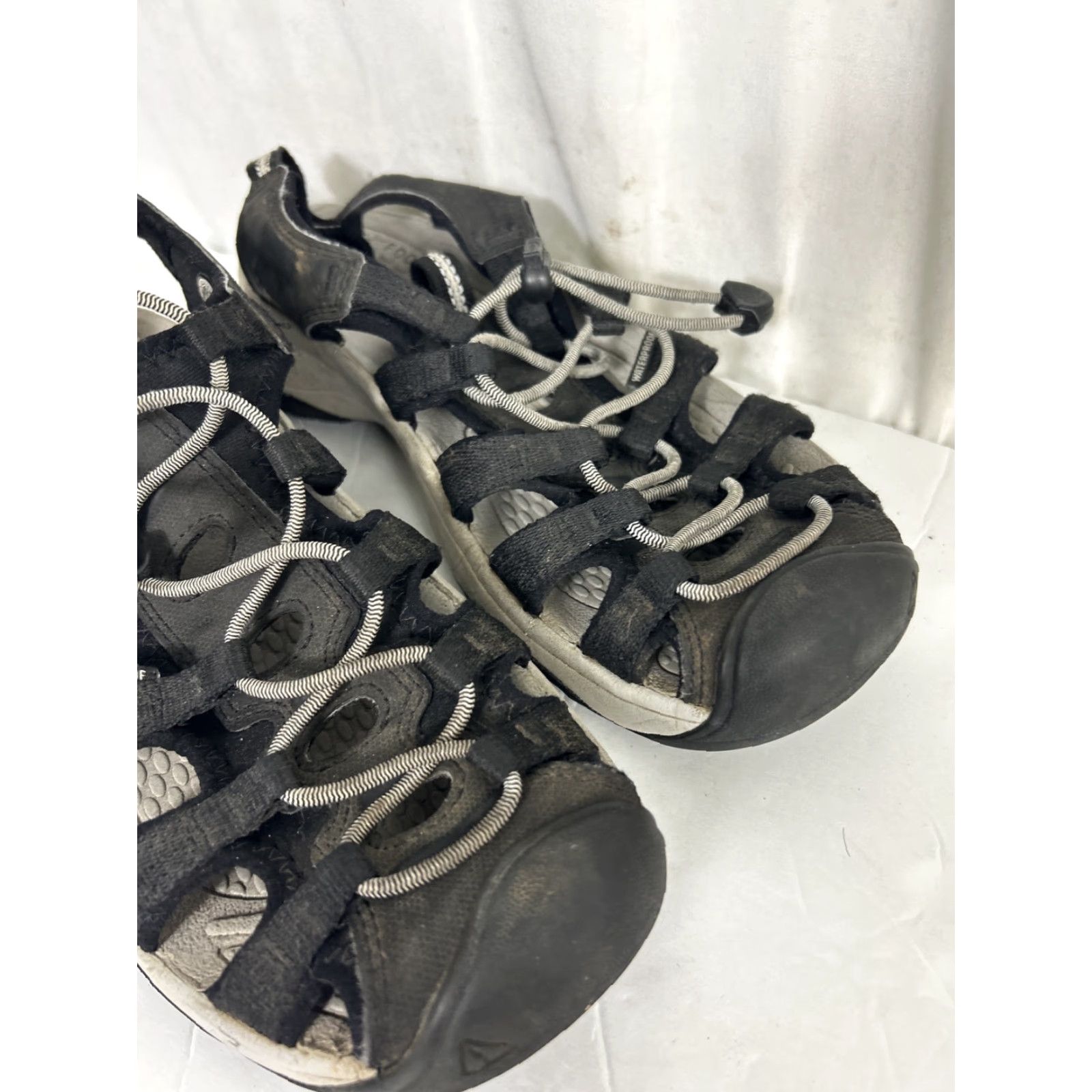 KEEN Keen Astoria West Sandal Womens Black Gray Fisherman Slip On 7.5 XS? Size US 8 / IT 38 - 2 Thumbnail