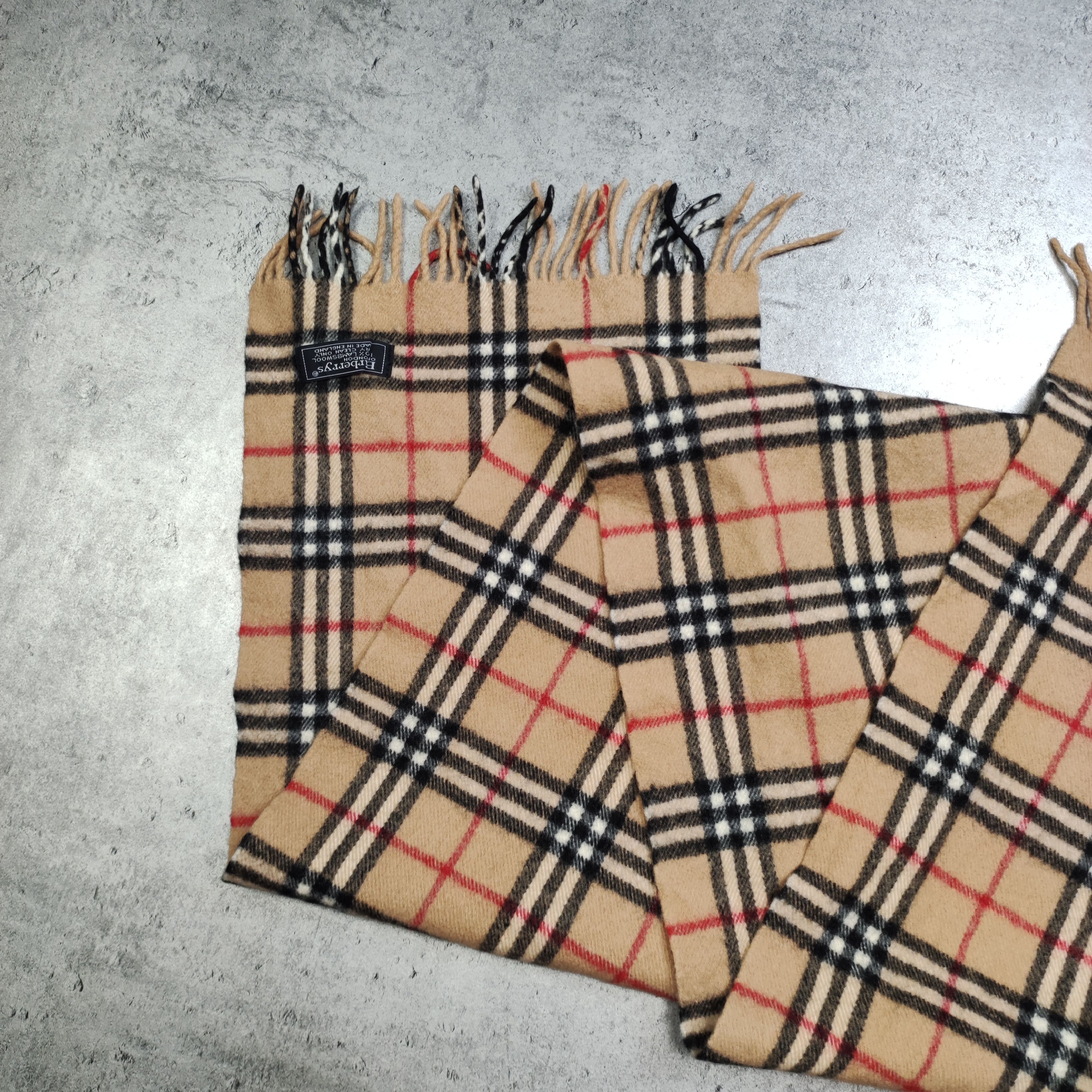 Burberry × Vintage RARE Vintage Burberrys London Checkered Nova Scarve Size ONE SIZE - 3 Thumbnail