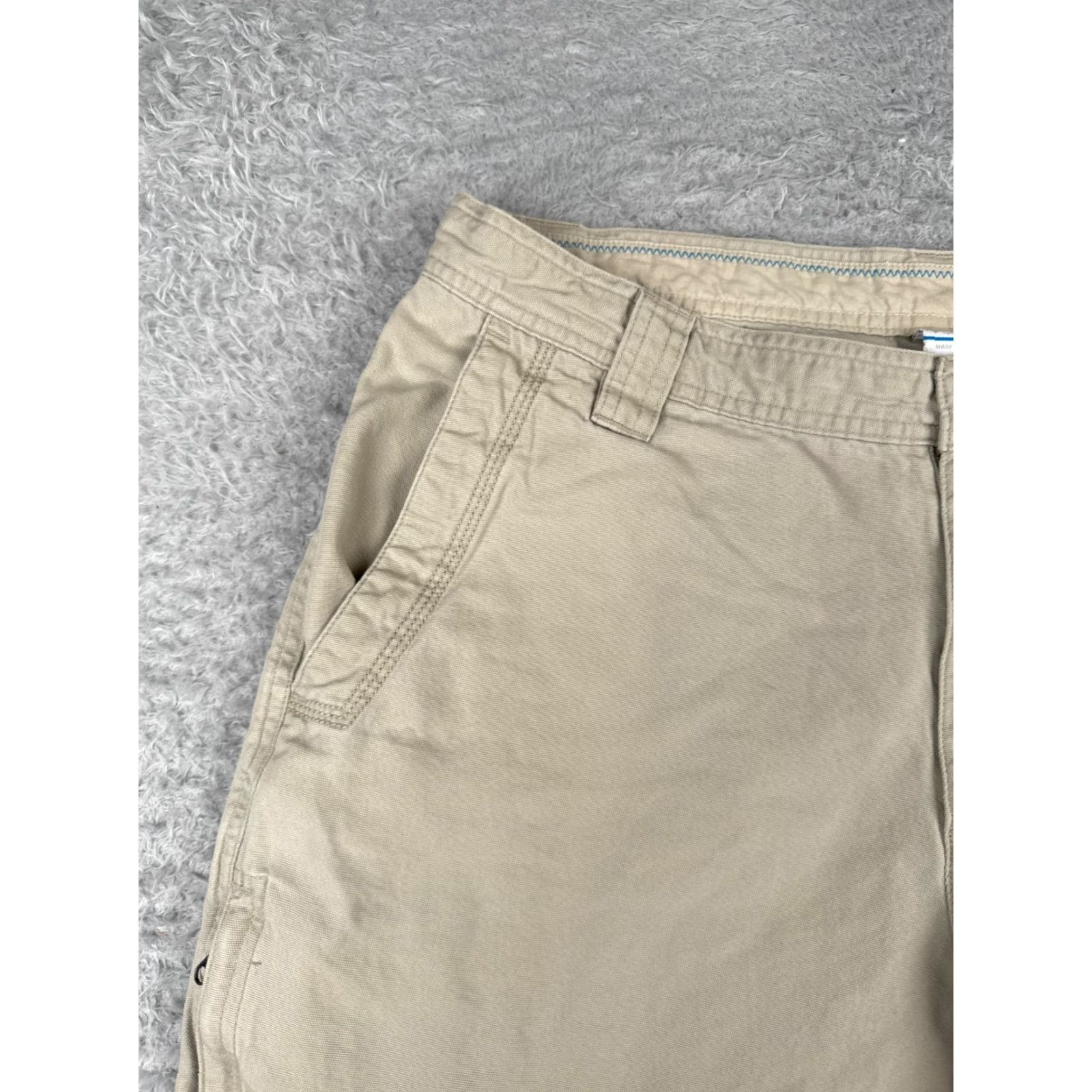 Vintage Columbia Men Cargo Shorts 34 Beige 100% Cotton Nylon Zip Pockets Bridge Hike Camp 34x11 Mens Regular Beige Cargo Pocket Size US 34 / EU 50 - 4 Thumbnail