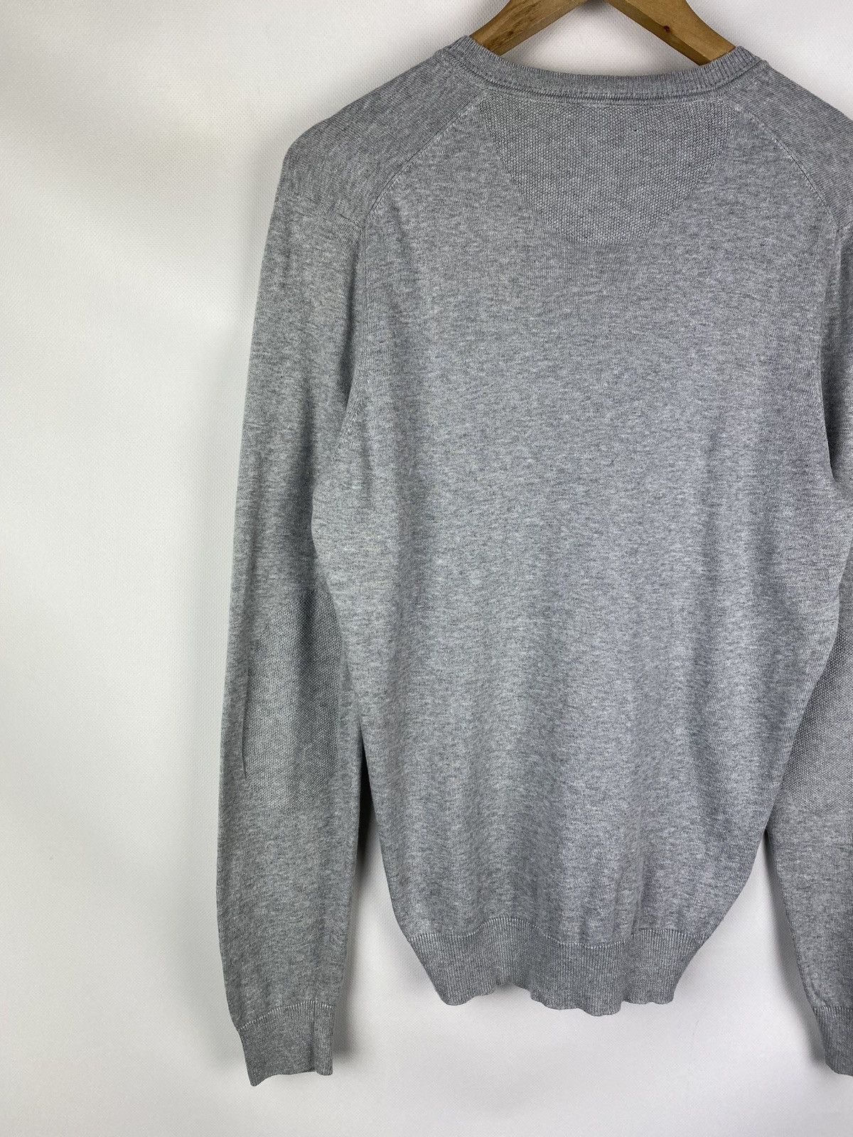 Lacoste Lacoste men’s v-neck sweater pullover size 4 Size US M / EU 48-50 / 2 - 14 Thumbnail