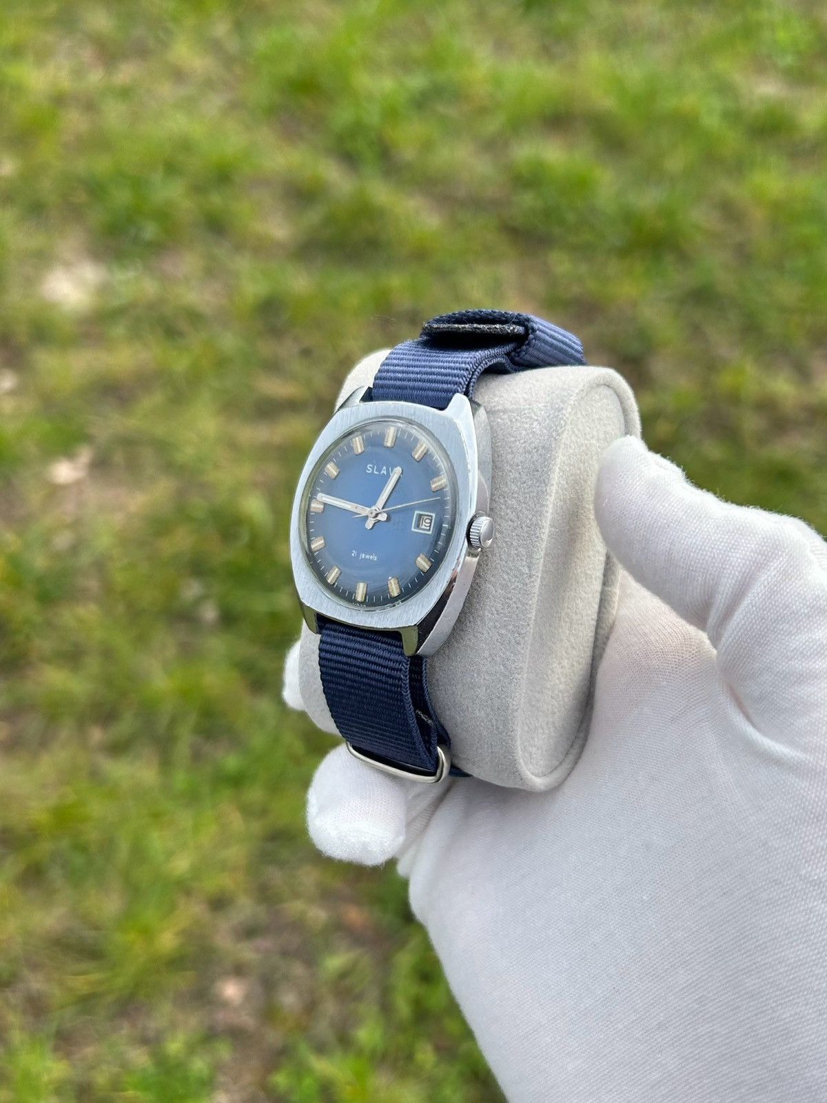 Vintage Vintage Slava Watch USSR Soviet Mechanical Authentic 1980s Size ONE SIZE - 5 Thumbnail