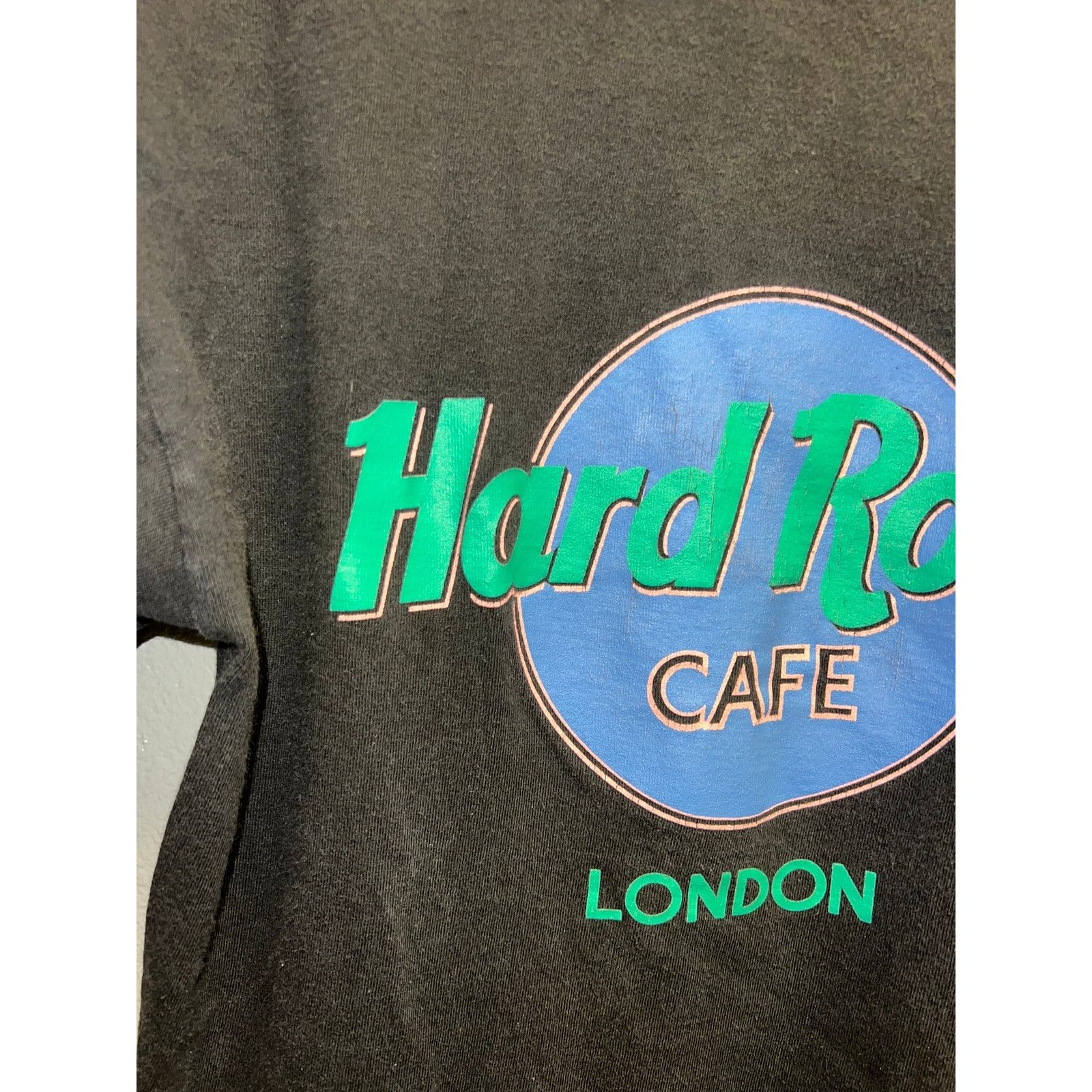 Hard Rock Cafe Vintage Hard Rock Cafe London England Graphic Black M Shirt Size US M / EU 48-50 / 2 - 3 Thumbnail