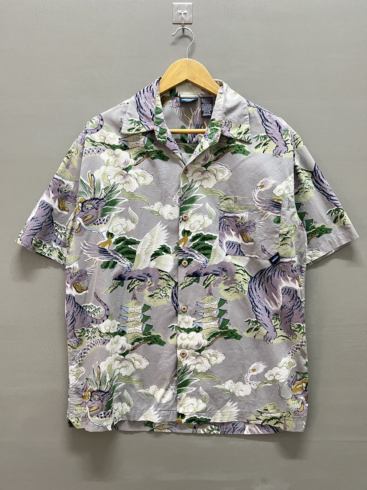 KAVU Vintage Kavu Tiger Print Hawaiian Shirt Size US S / EU 44-46 / 1 - 1 Thumbnail
