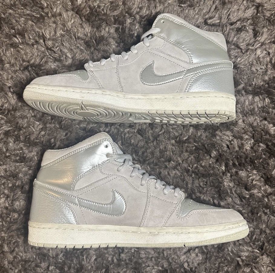 Jordan Brand Jordan 1 Retro CO.JP Metallic Silver 2001 SAMPLE Size US 9 / EU 42 - 2 Thumbnail
