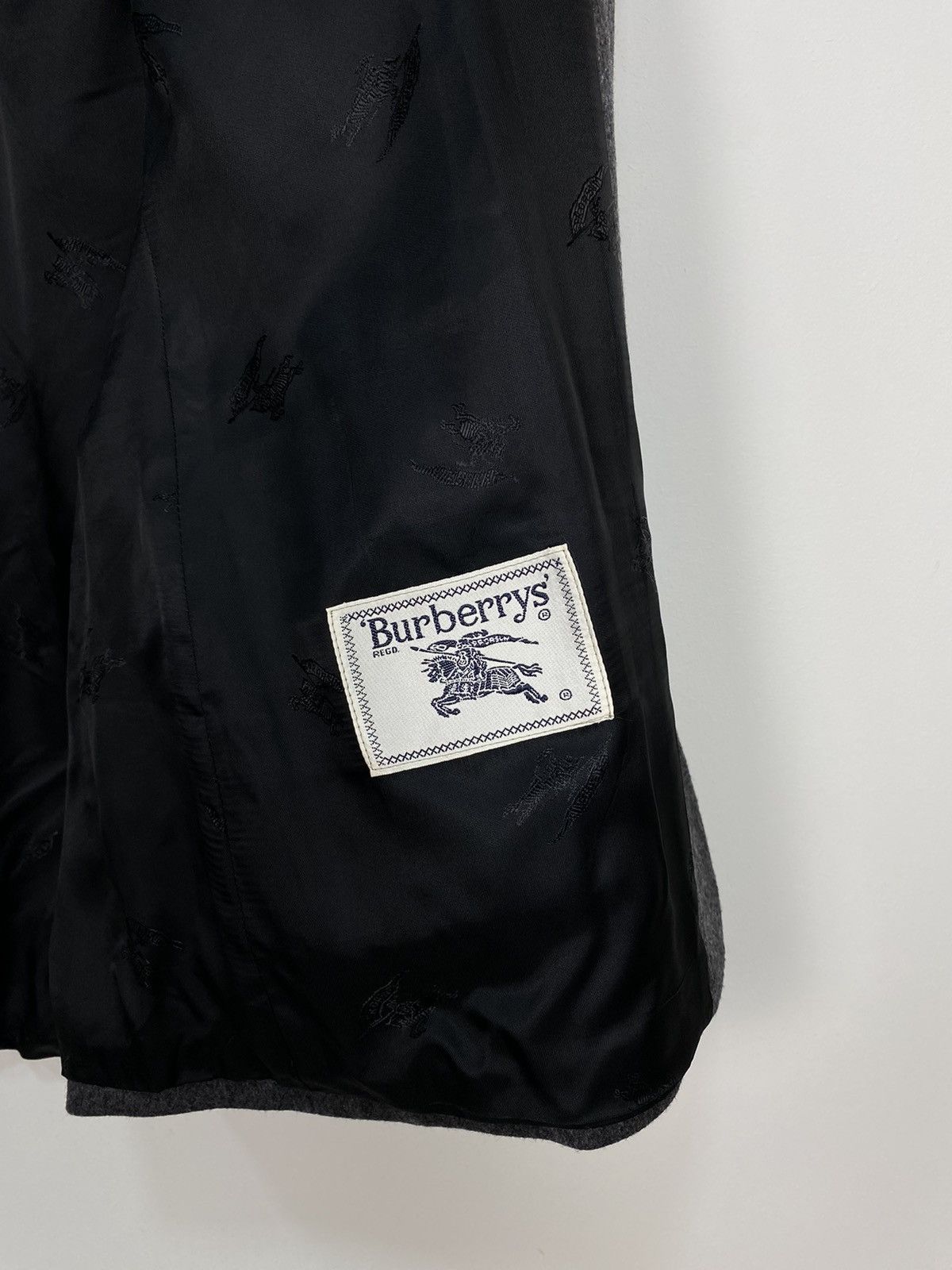 Burberry Burberrys Burberry Wool Blazer Jacket & Skirt Womens Size 44 Size M / US 6-8 / IT 42-44 - 9 Thumbnail