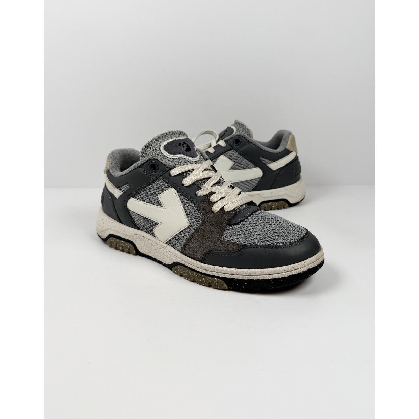 Off-White Size 43EU/10US - Off-White Out Of Office Grey White Sneakers Size US 10 / EU 43 - 2 Thumbnail