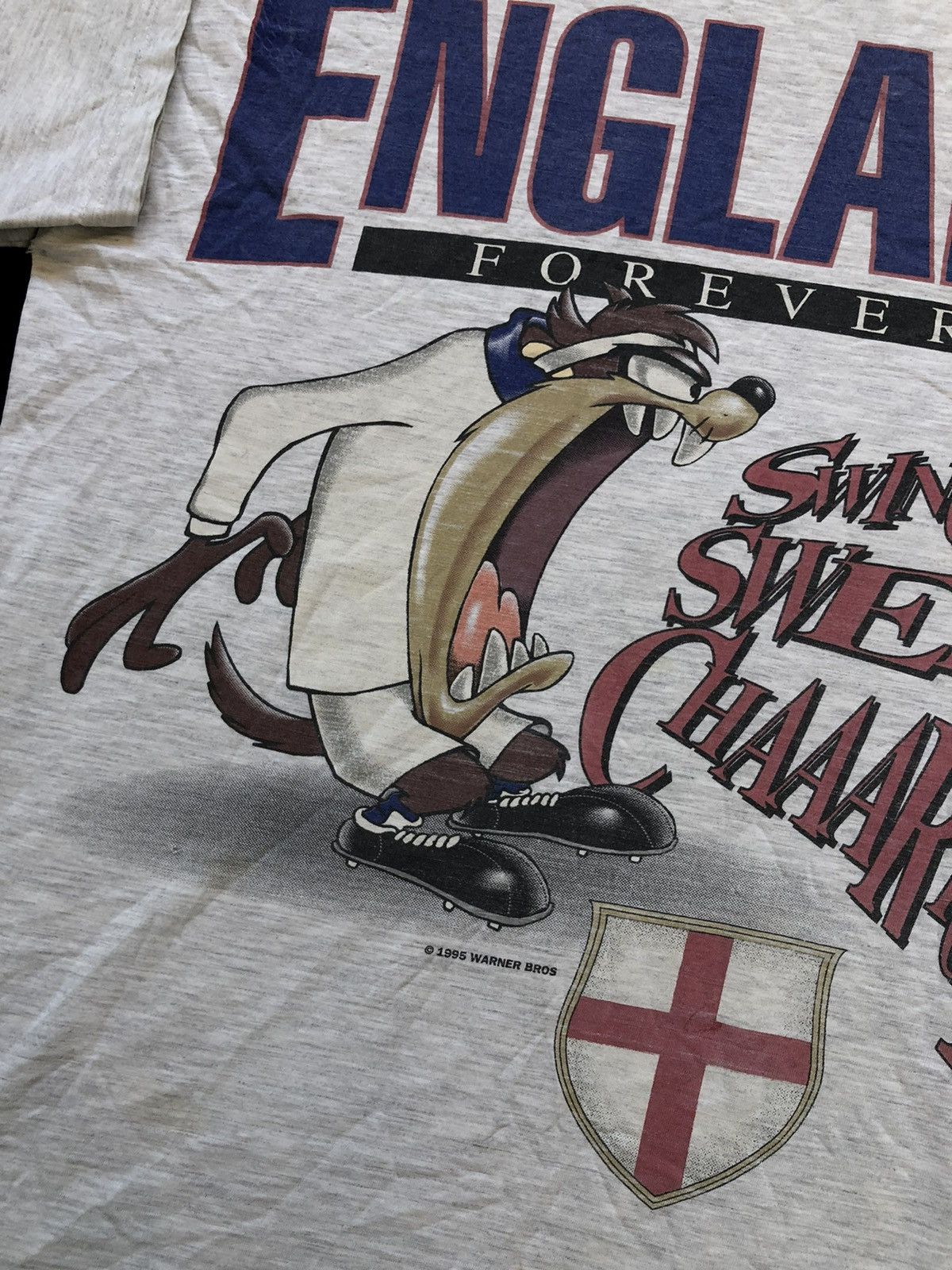 Nutmeg × Vintage Tshirt Nutmeg Warner Bros England Football Vintage 1995 Taz Size US M / EU 48-50 / 2 - 4 Thumbnail