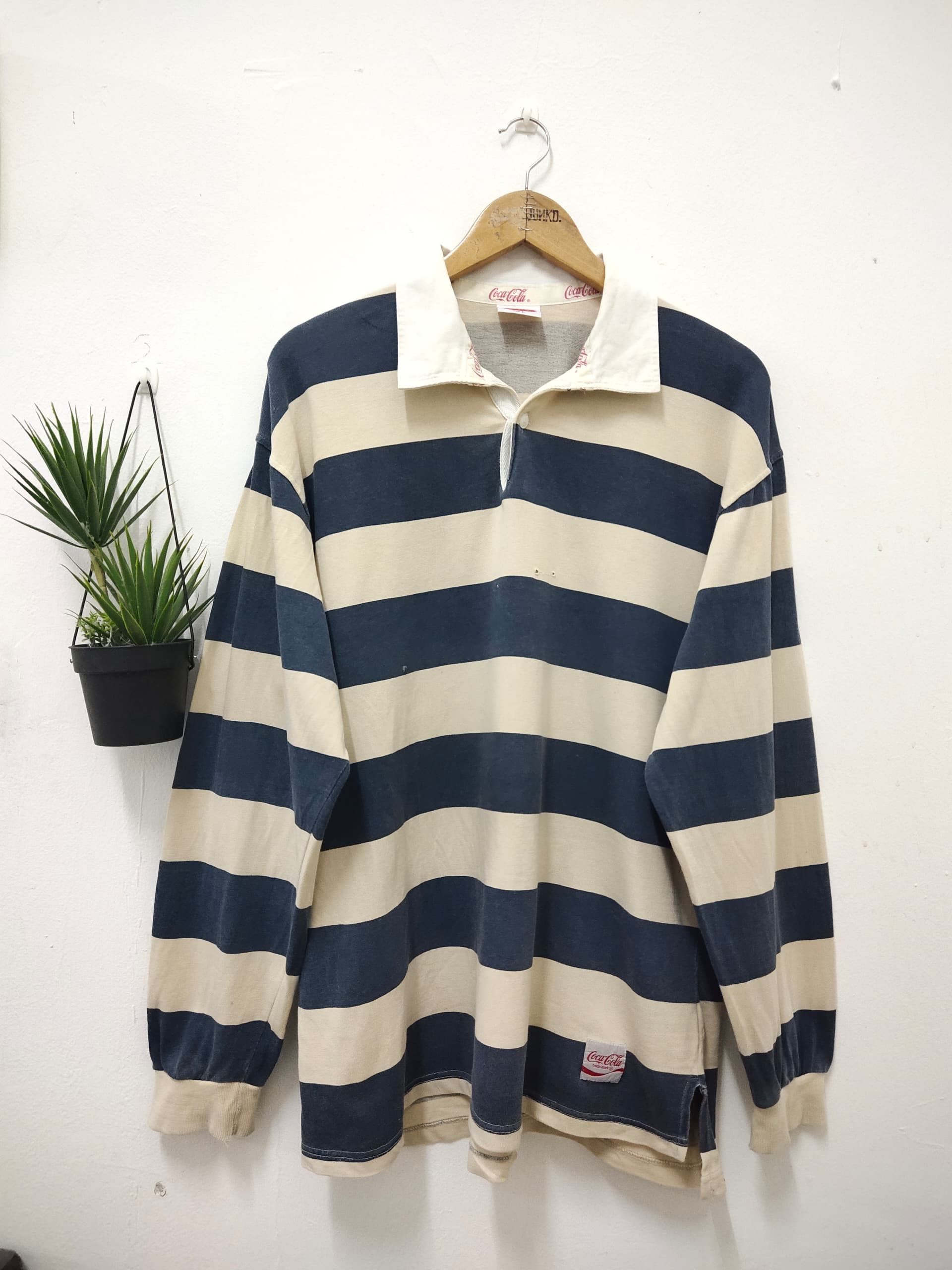 Coca Cola Vintage 90s Coca cola distressed Stripe polo rugby shirt Size US L / EU 52-54 / 3 - 1 Thumbnail