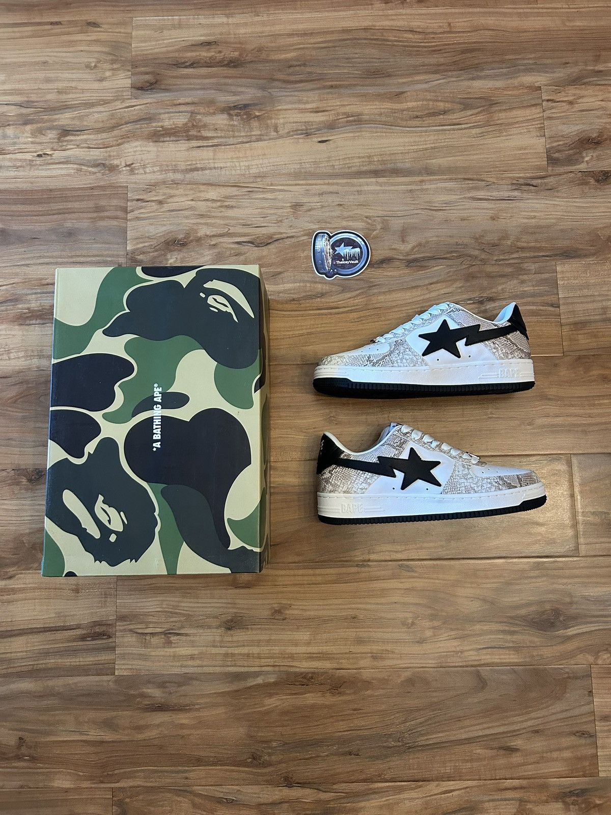 Bape NEW Bape Beige Snakeskin Bapestas Size US 8 / EU 41 - 1 Thumbnail