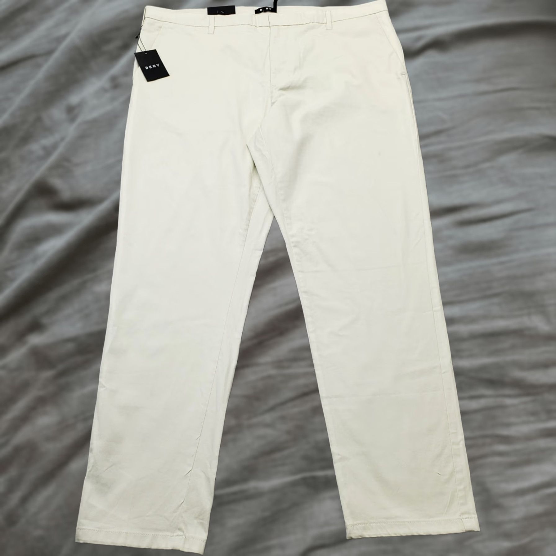 DKNY DKNY Mens Bedford Pants Tan Stretch Slash Pocket Straight Leg Size 40 Inseam 31.25" Flat Front Casual Khakis Size US 40 / EU 56 - 1 Thumbnail