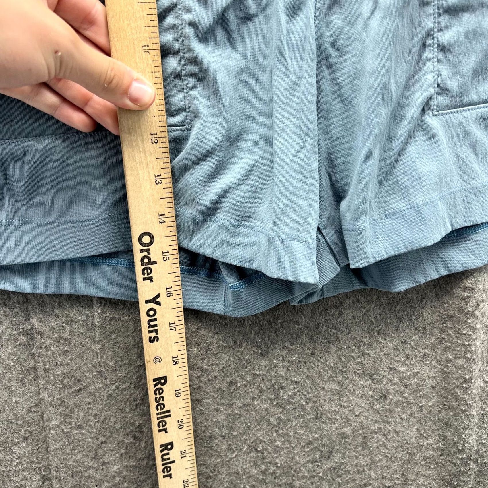 Lululemon Lululemon Shorts Women 10 Blue Tencel High Rise Drawstring Relaxed Fit Activewear Casual Summer 10 Womens Size 32" / US 10 / IT 46 - 5 Thumbnail