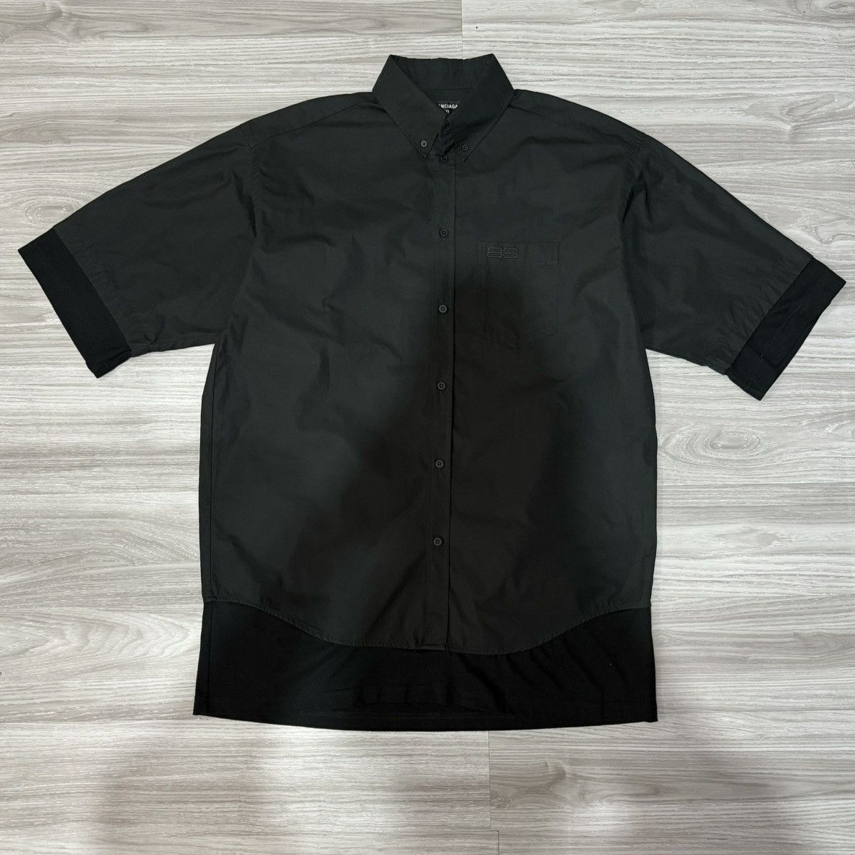 Balenciaga Balenciaga Two-layered oversized Shirt button up “BB” Logo Size US XL / EU 56 / 4 - 1 Thumbnail