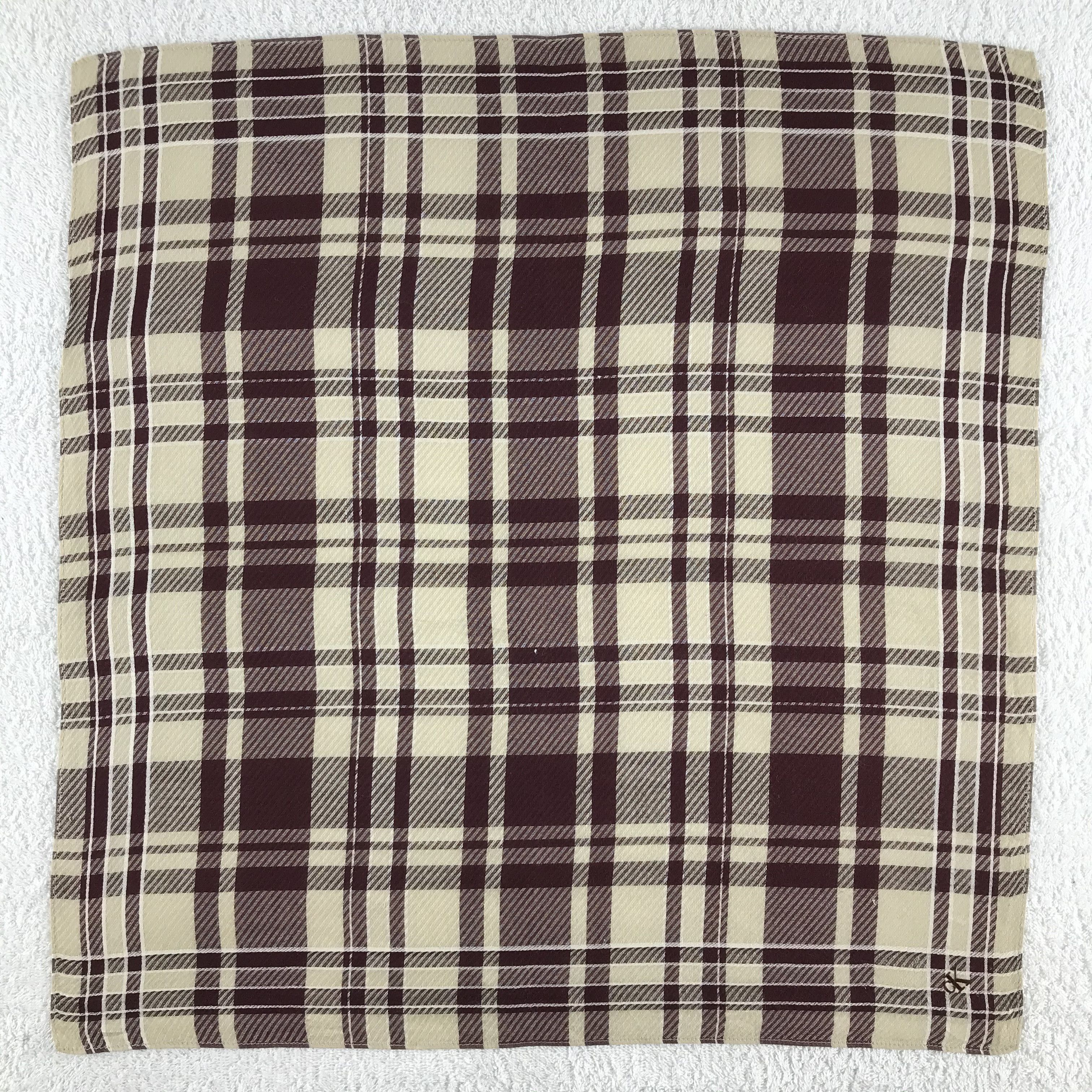 Calvin Klein × Vintage Calvin Klein Bandana / Handkerchief / Neckerchief - S149 Size ONE SIZE - 1 Thumbnail