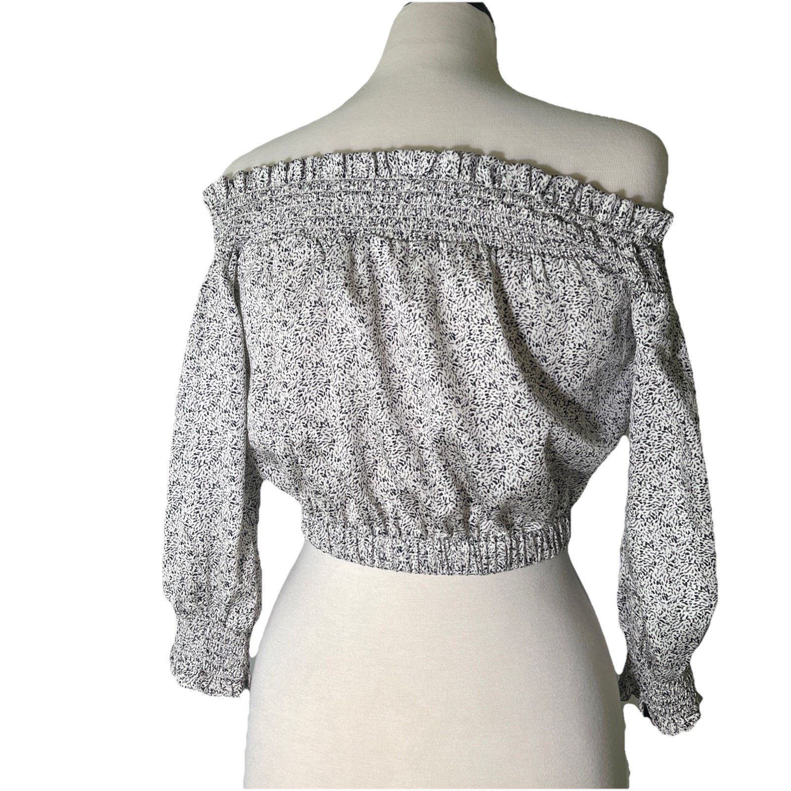 Express Express Women's Black/White Off Shoulders S/S Blouse XS Size XS / US 0-2 / IT 36-38 - 4 Thumbnail