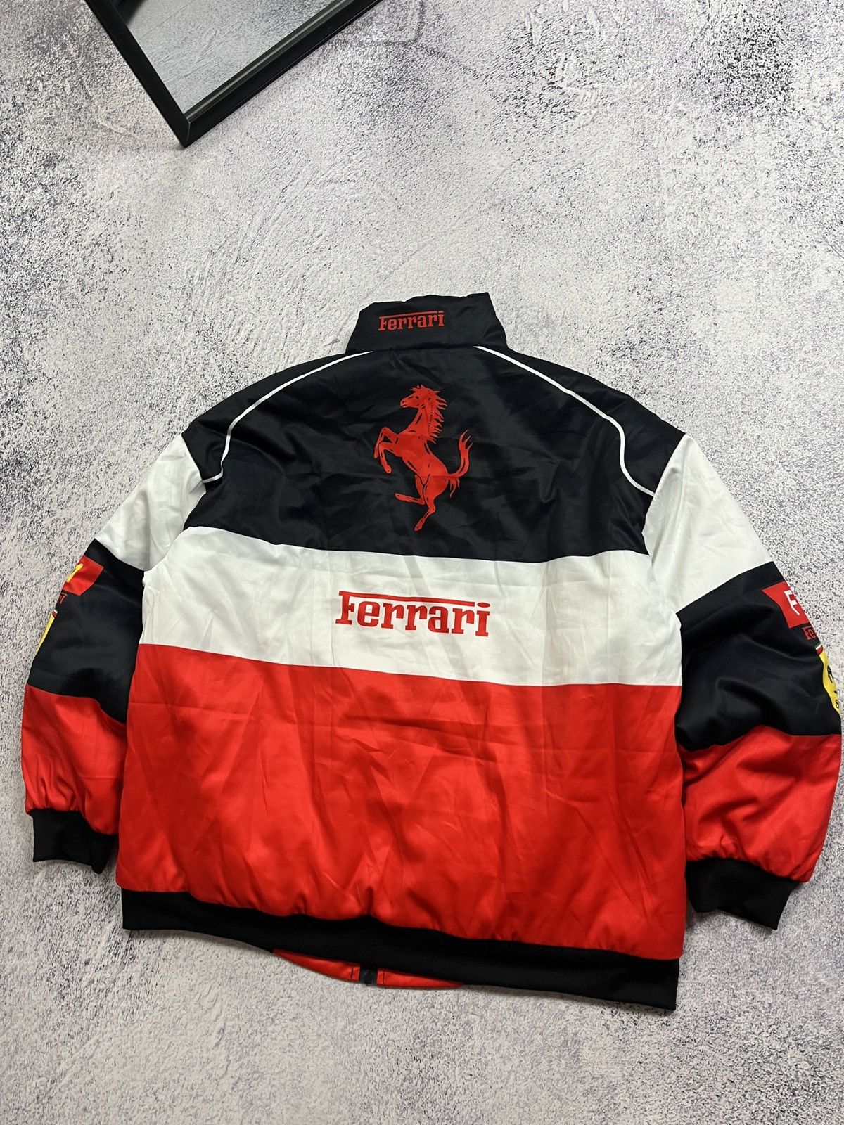 Ferrari × Formula 1 Ferrari F1 Racing Jacket Hype Rare Big Logo Marlboro Size US M / EU 48-50 / 2 - 11 Thumbnail