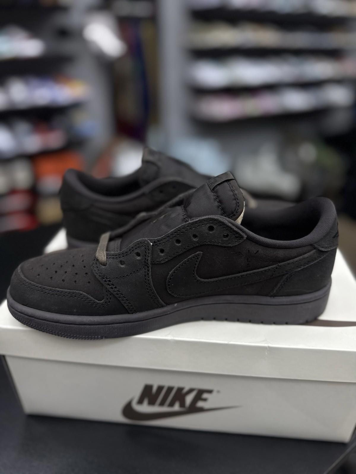 Jordan Brand Size 6 men Travis Scott x Air Jordan 1 Low 'Velvet Brown' Size US 6 / EU 39 - 6 Thumbnail