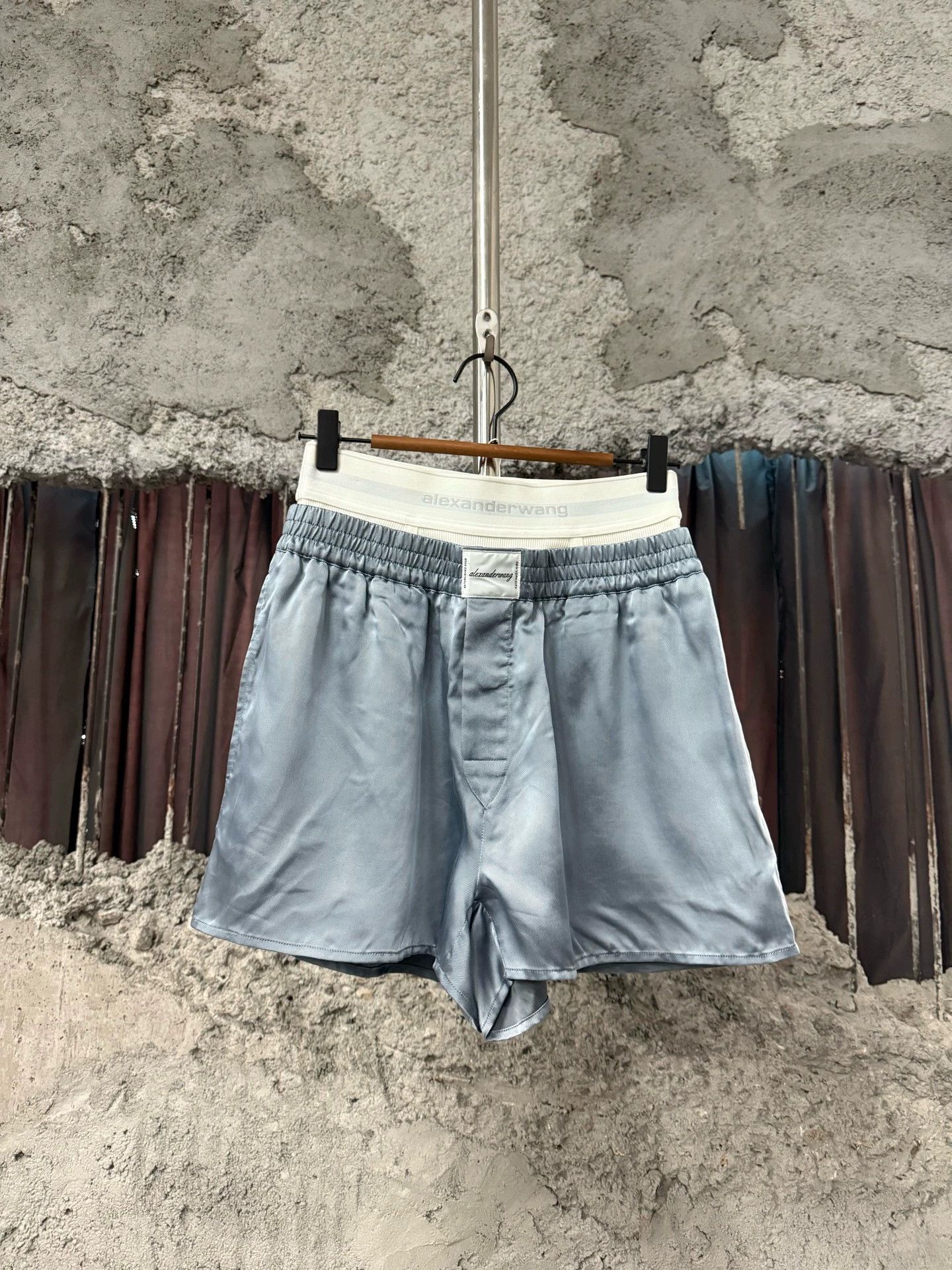 Alexander Wang Alexander Wang silk short size S new Size 26" / US 2 / IT 38 - 1 Thumbnail
