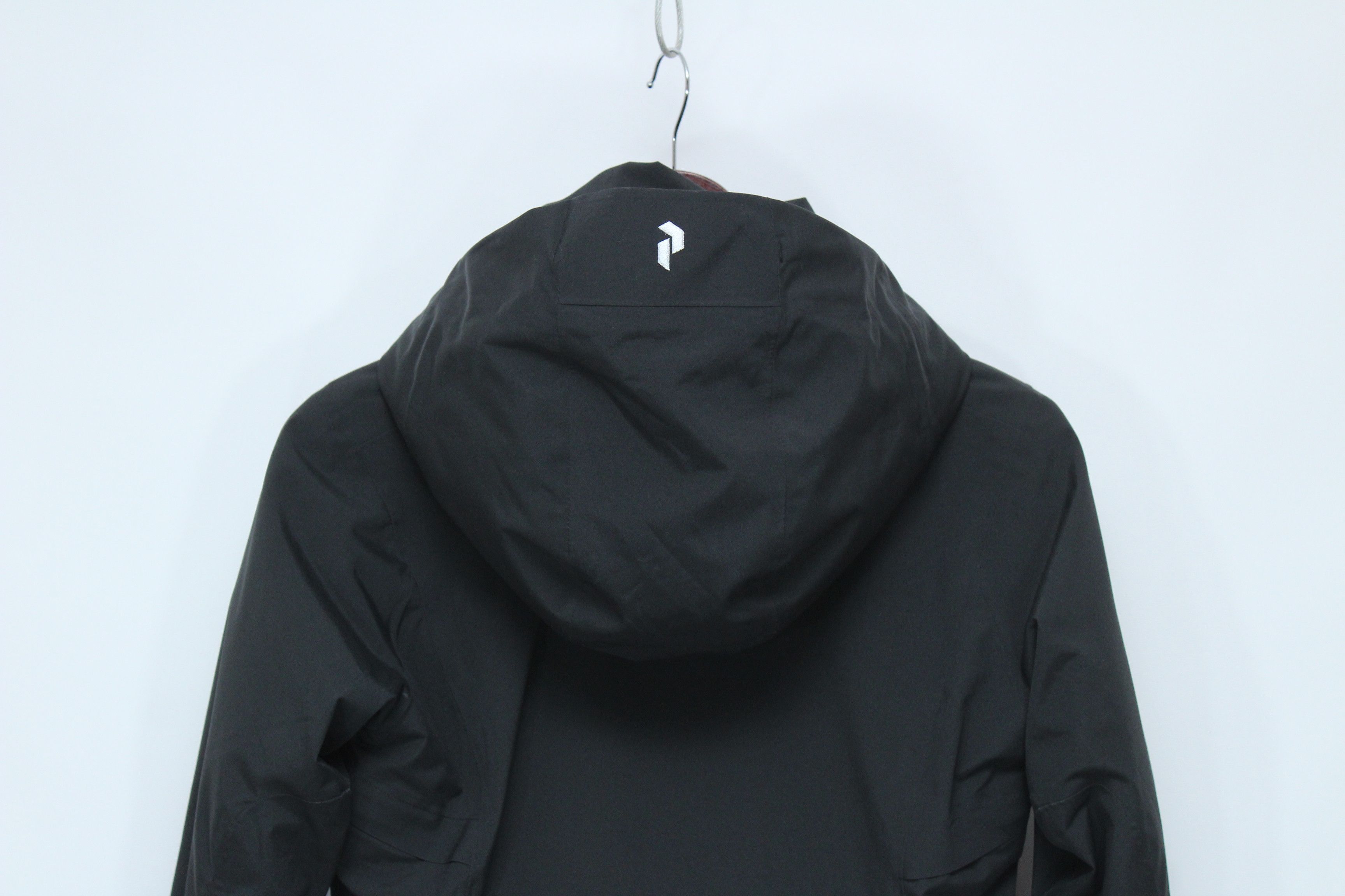 Goretex Peak Performance Anima Snowboard Jacket Womens Size XS Size XS / US 0-2 / IT 36-38 - 7 Thumbnail