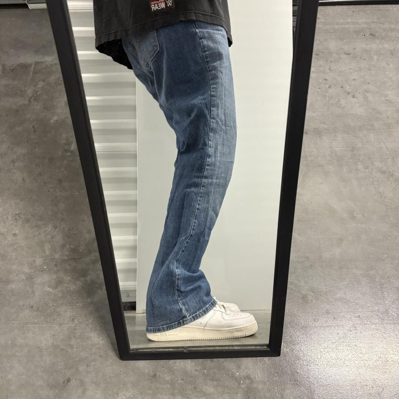 Levi's Vintage Y2K/2000s Bootcut Levis 515 Medium wash Denim Jeans! Size US 36 / EU 52 - 2 Thumbnail