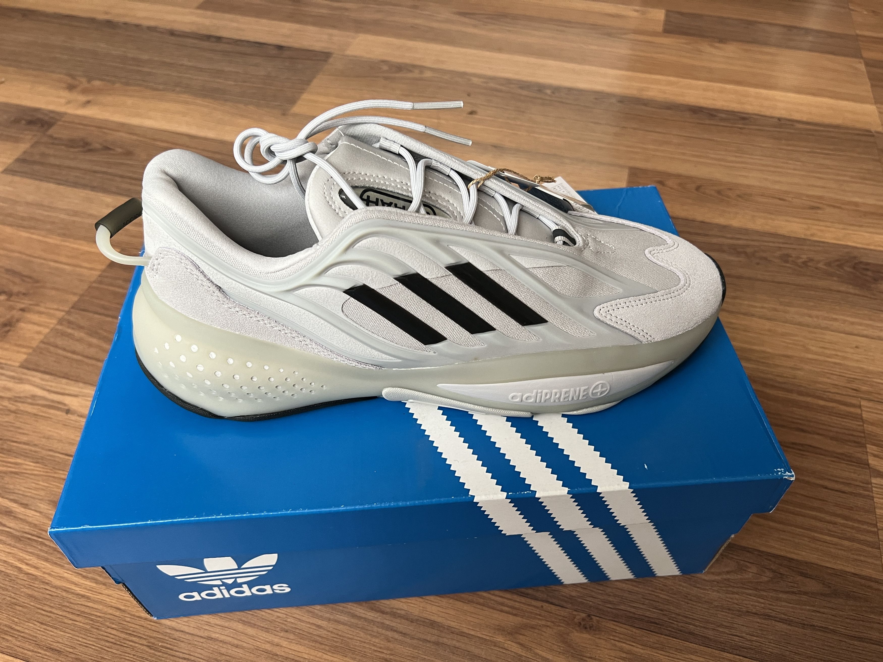 Adidas 💲NEW💲Adidas OZRAH GX1876 10 US size 43 EU Size US 10 / EU 43 - 3 Thumbnail