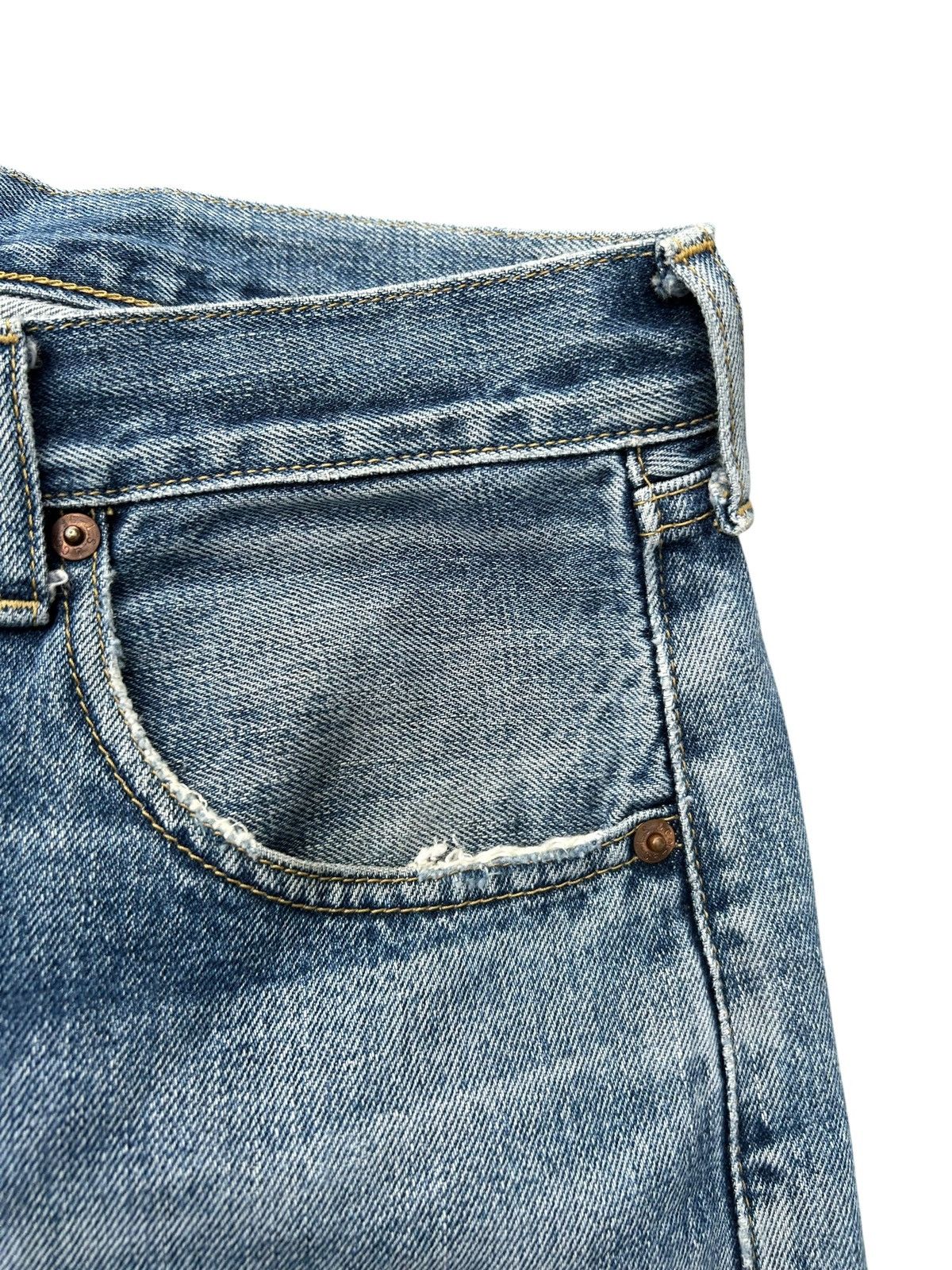 Levi's Vintage Levis Big E Selvedge Buckle Back Distressed Denim Size US 33 - 12 Thumbnail