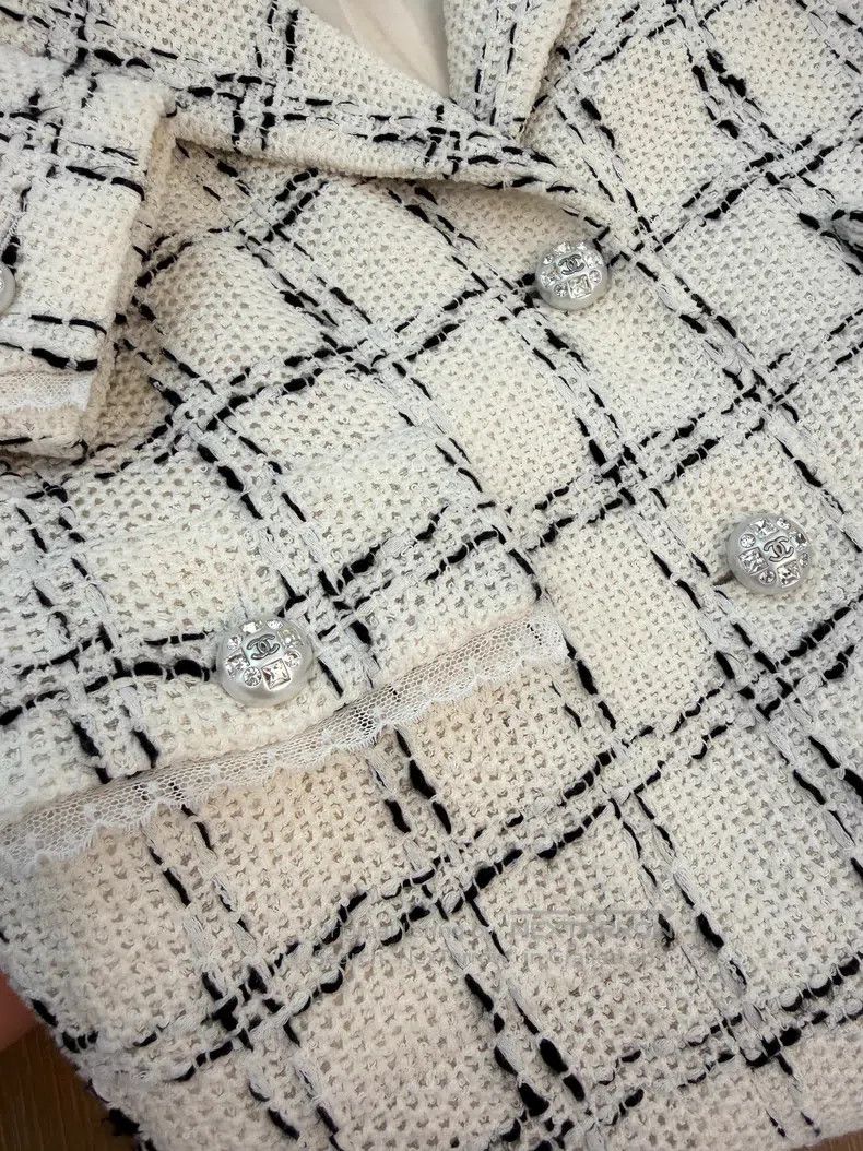 Chanel Chanel Flower show white plaid lace suit Size XXS / US 00 / IT 34 - 5 Thumbnail