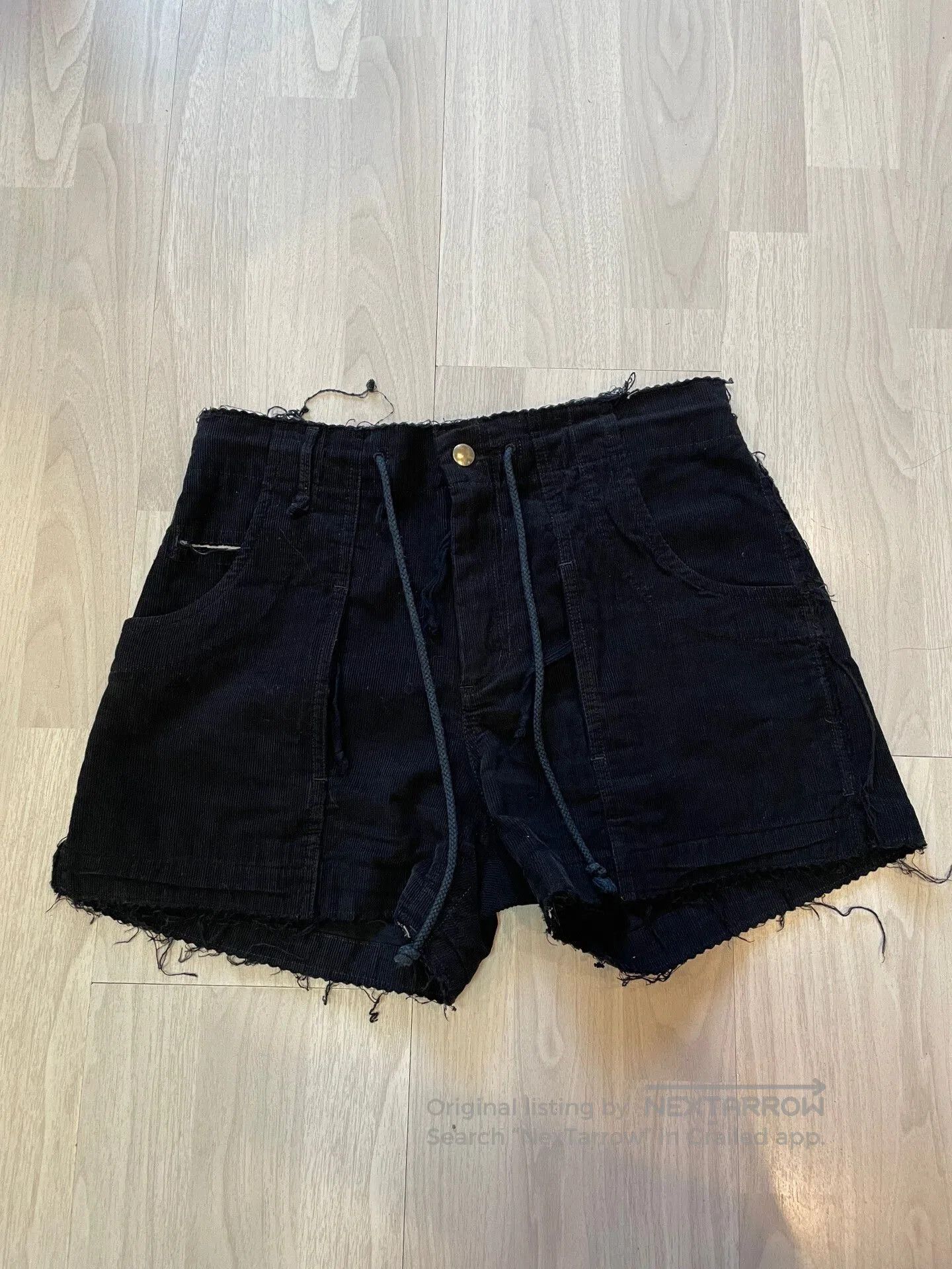 Takahiromiyashita The Soloist. takahiromiyashita the soloist corduroy shorts. Size US 34 / EU 50 - 1 Thumbnail