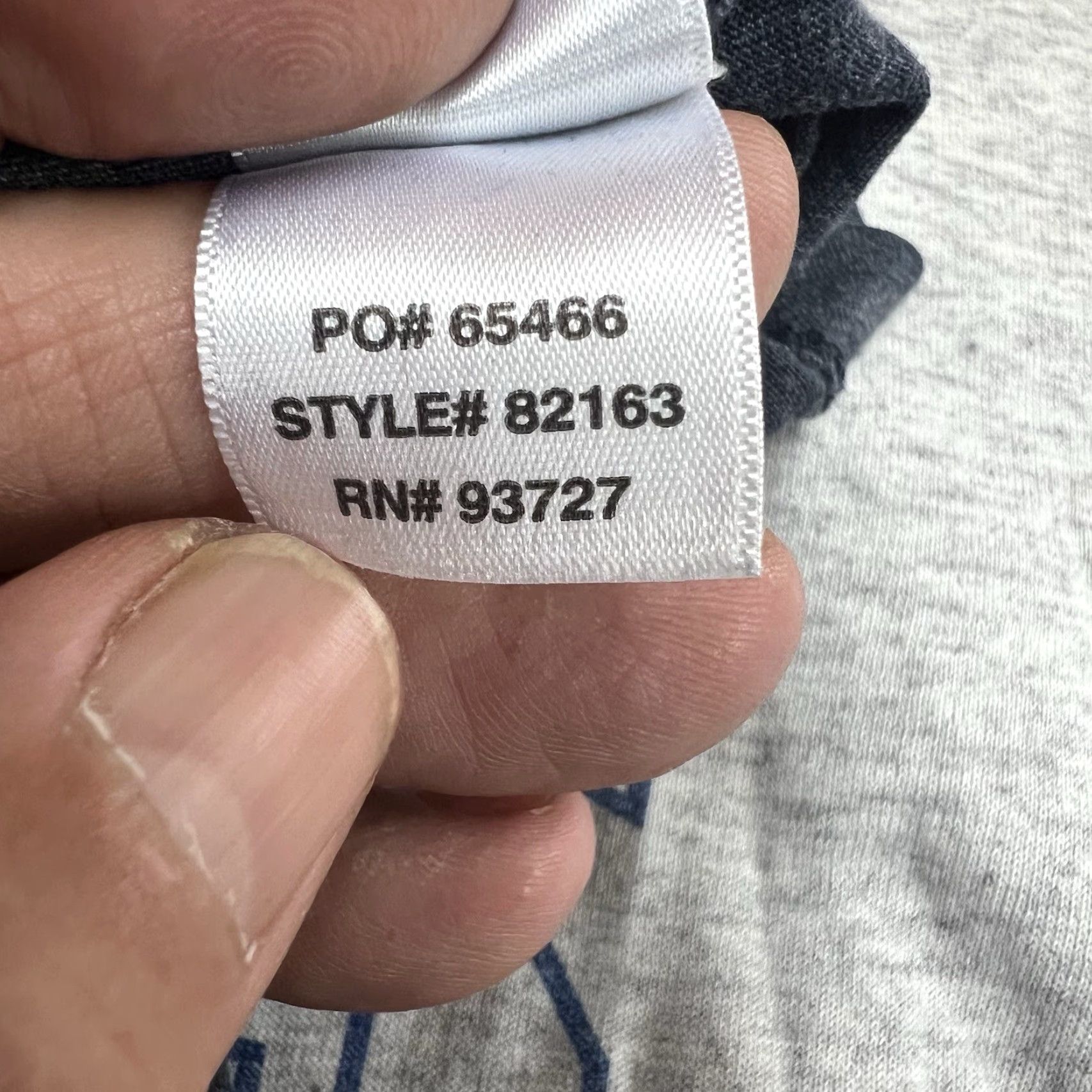 CLOT Cape Cod Cloth Graphic Long Sleeve T-Shirt Womens M Heather Blur/Gray Cape Cod Shirt Graphic Crew Neck Slim Womens Size M Gray 90s? (No extra) Size M / US 6-8 / IT 42-44 - 7 Thumbnail