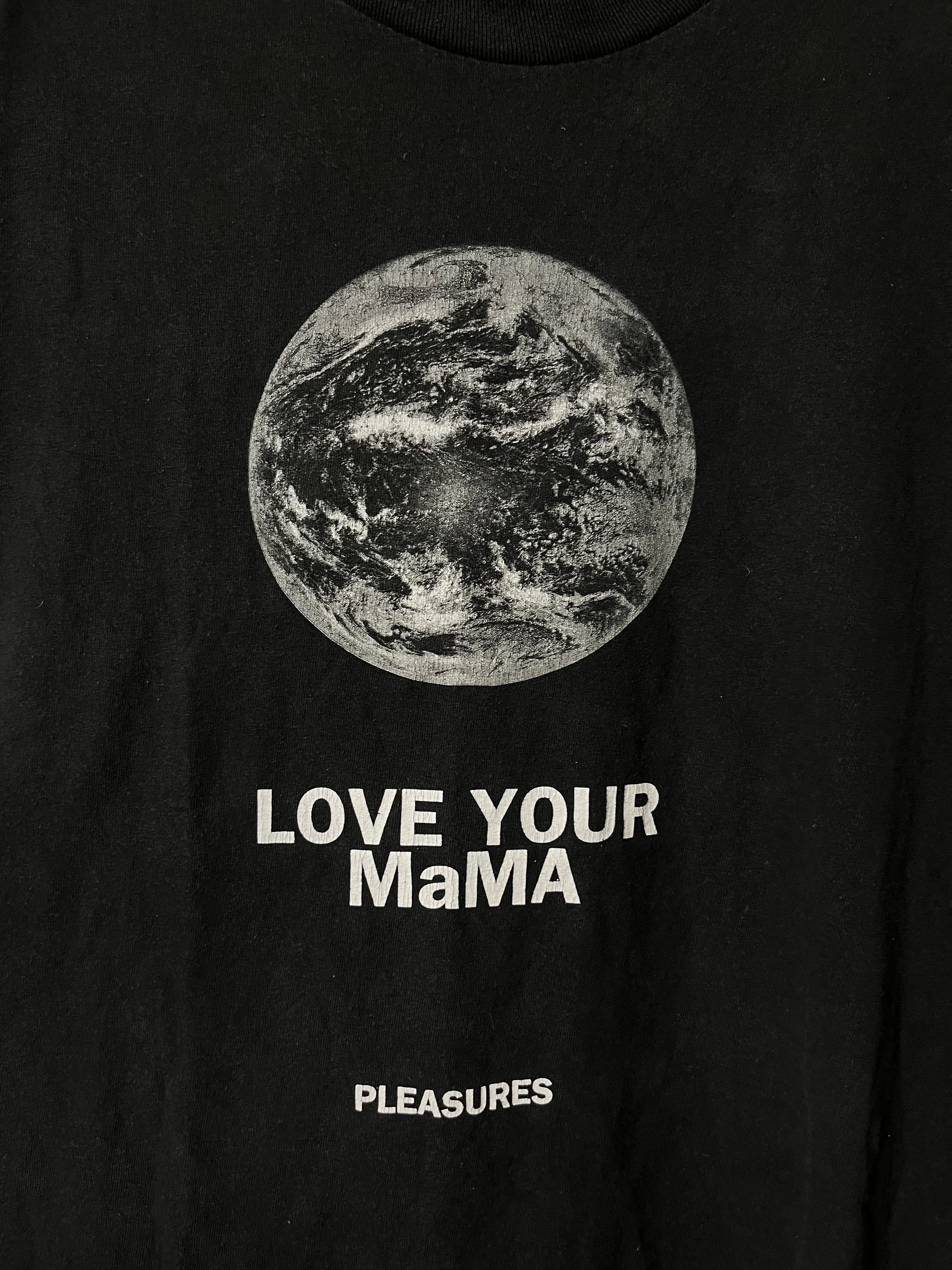 Pleasures Pleasures „Love Your Mama" Earth Shirt Sleeve T-Shirt Black Size US L / EU 52-54 / 3 - 2 Thumbnail