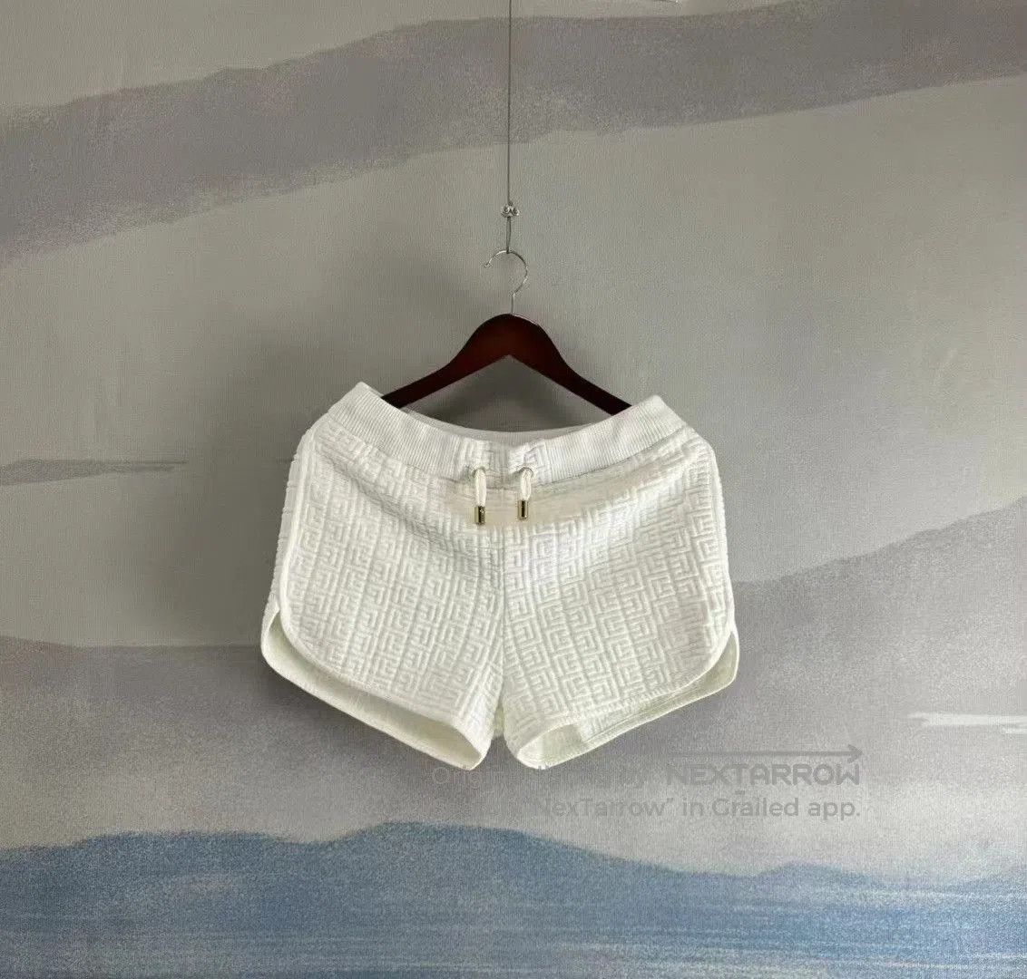 Balmain Balmain White Towel Texture Shorts. Size 28" / US 6 / IT 42 - 1 Thumbnail