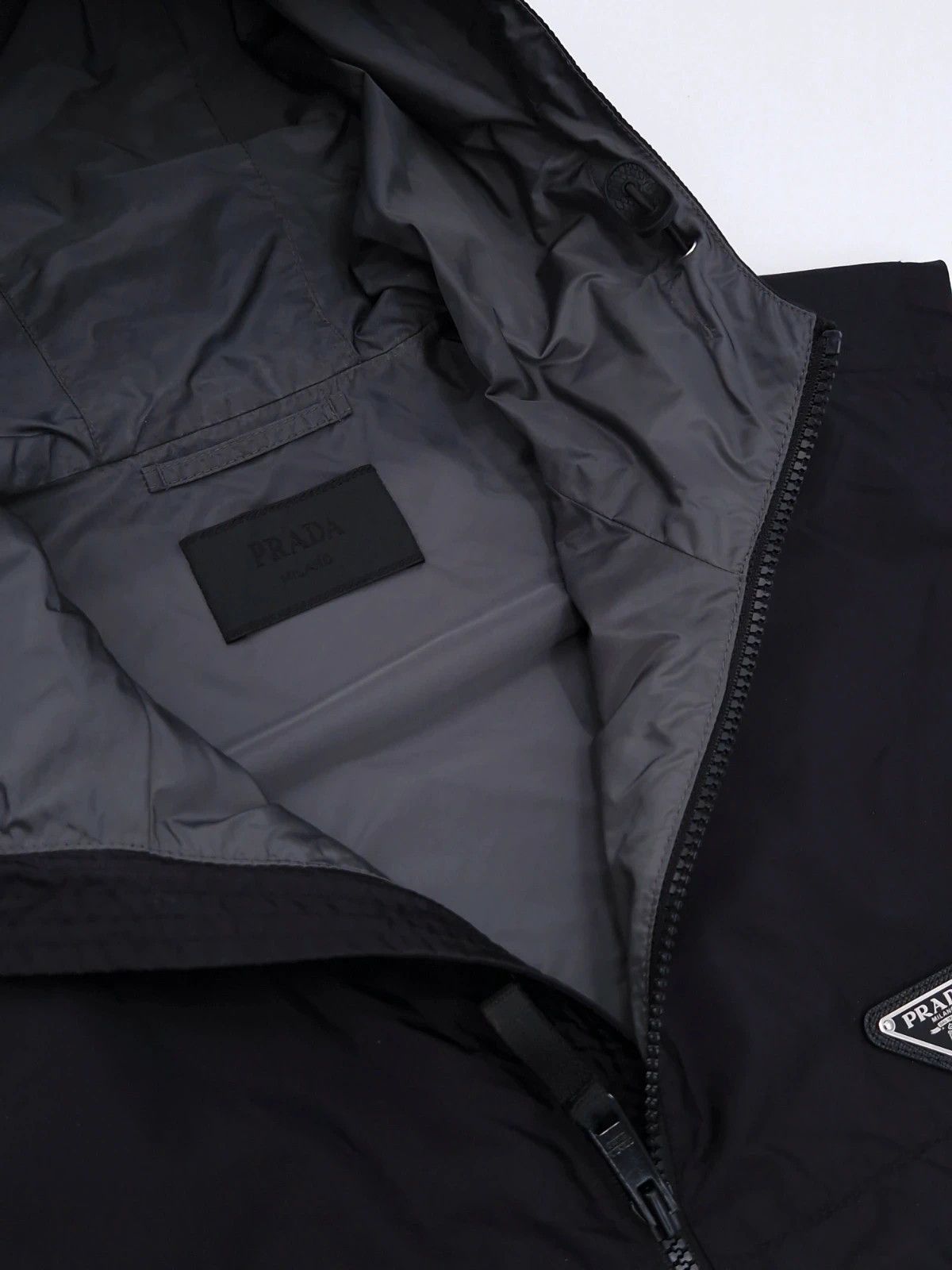 Prada Re-Nylon Hood Vest Gilet Size US L / EU 52-54 / 3 - 3 Thumbnail