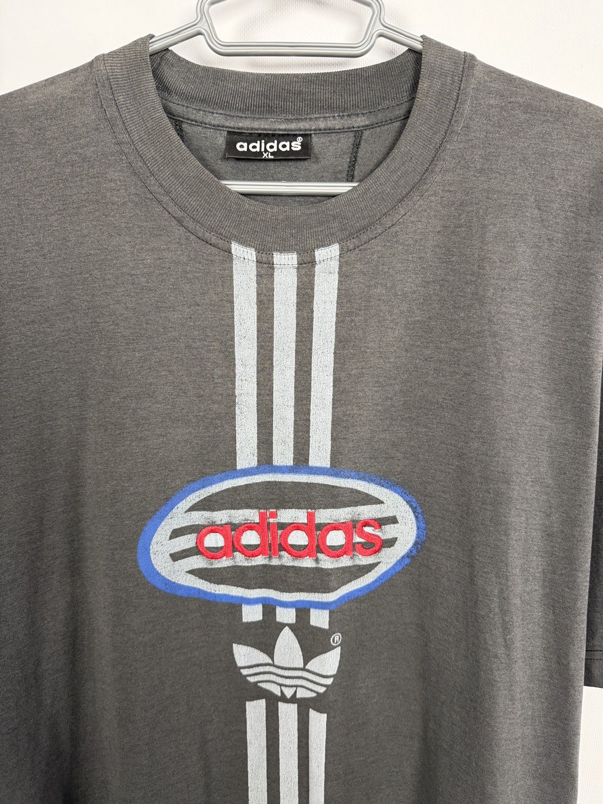 Adidas Adidas Vintage 90s T-Shirt Retro Three Stripes Trefoil Logo Size US XL / EU 56 / 4 - 6 Thumbnail