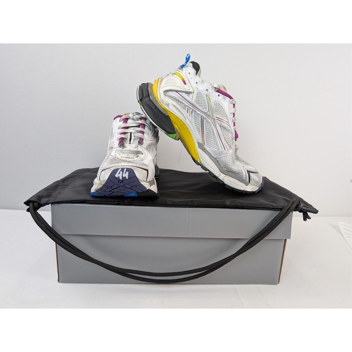 Balenciaga o1rshd1 Q:3 / Mesh Gardient Runner in White/Multicolor Size US 11 / EU 44 - 20 Thumbnail
