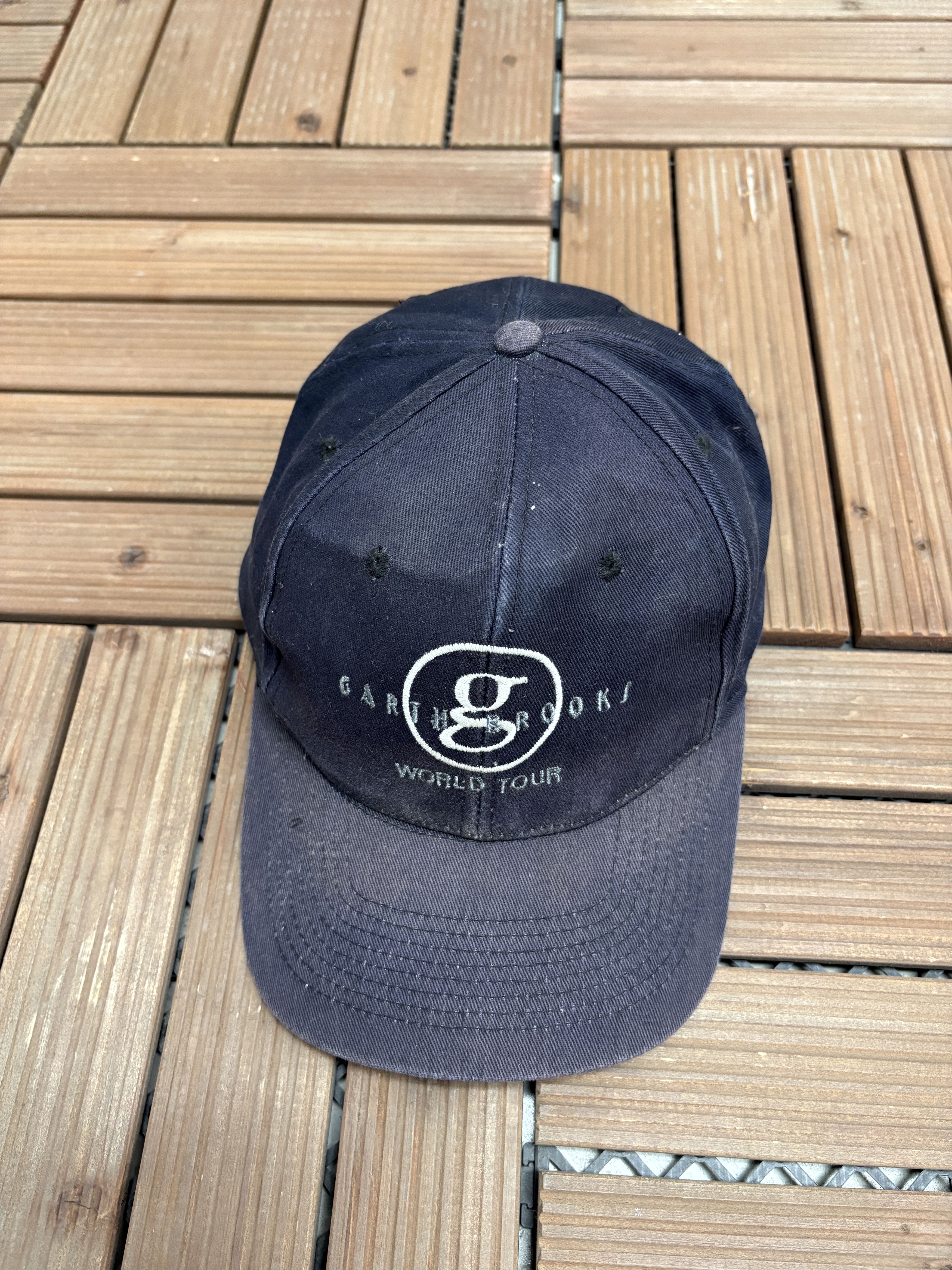 Vintage Garth Brooks World Tour Vintage Black Snap Back Hat Size ONE SIZE - 1 Thumbnail