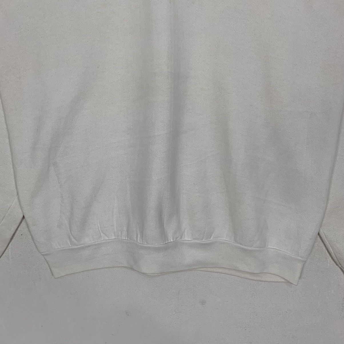 Vintage Vintage Fruit Of The Loom Avon Big Logo Flame sweatshirt Size M / US 6-8 / IT 42-44 - 11 Thumbnail