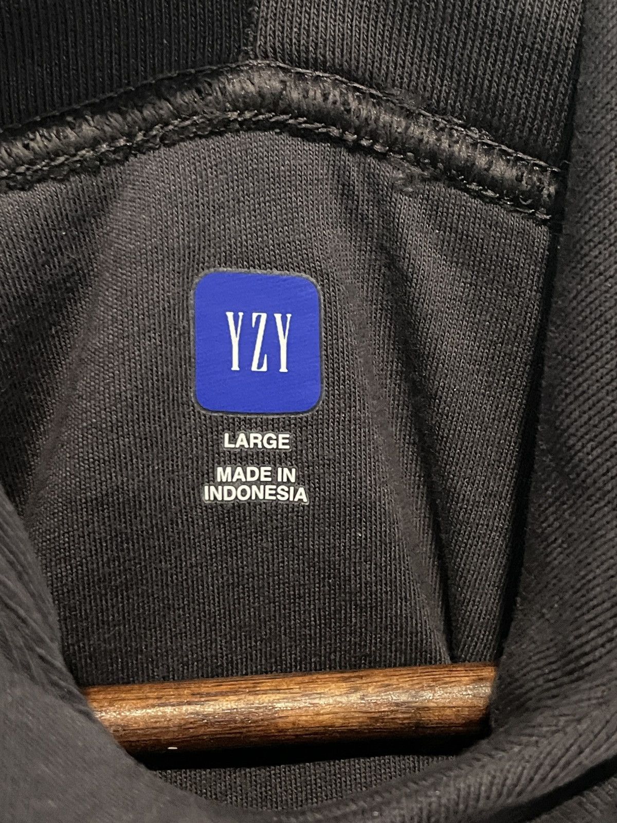 Balenciaga × Gap × Kanye West Dark Grey YGEBB Logo Hoodie Size Large Size US L / EU 52-54 / 3 - 4 Thumbnail