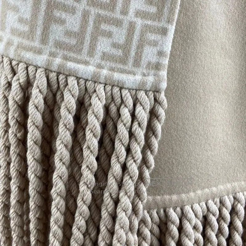 Fendi Fendi Khaki Wool Long Coat for Women . Size XL / US 12-14 / IT 48-50 - 2 Thumbnail