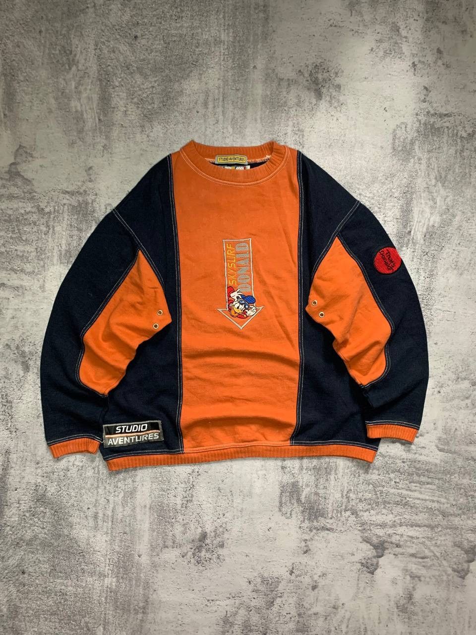 Disney × Vintage Crazy Vintage 90s Disney Donald Duck Sweatshirt Size US M / EU 48-50 / 2 - 2 Thumbnail