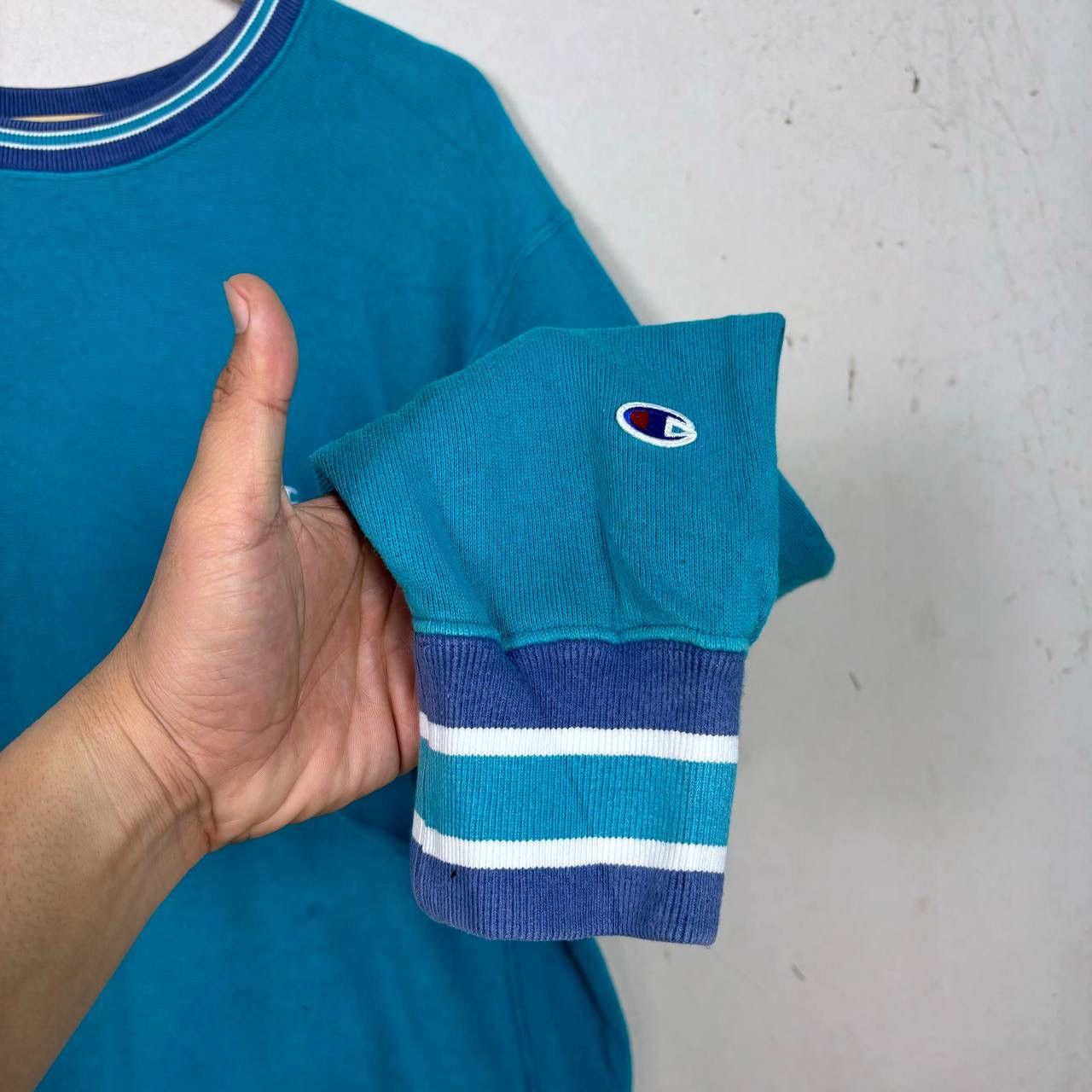 Champion Vtg 90s Champion Reverse Weave Teal Striped Sweatshirt L Size US L / EU 52-54 / 3 - 4 Thumbnail
