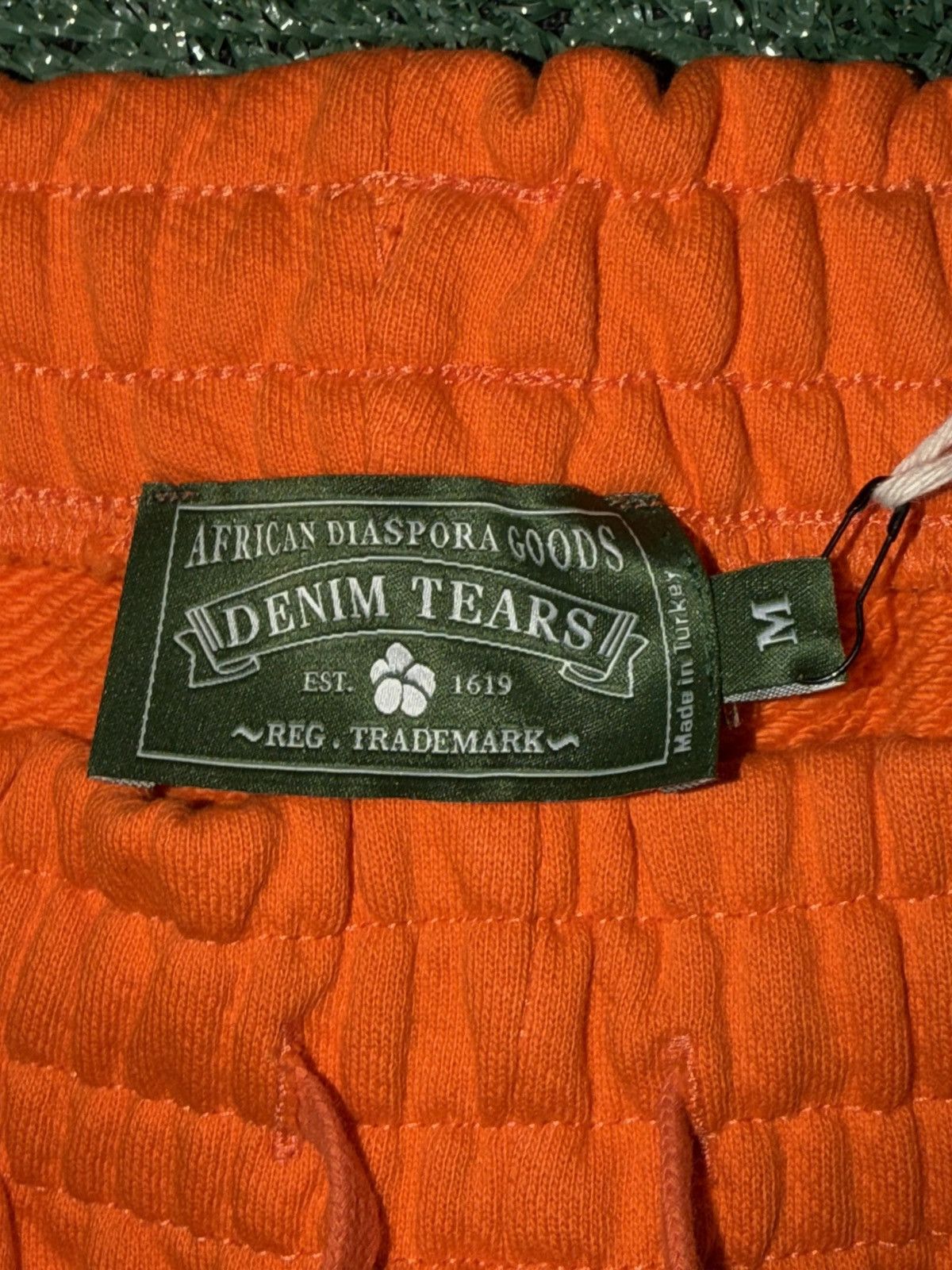 DENIM TEARS Denim Tears Cotton Wreath Sweatpants Orange (NWT) Medium Size US 32 / EU 48 - 4 Thumbnail