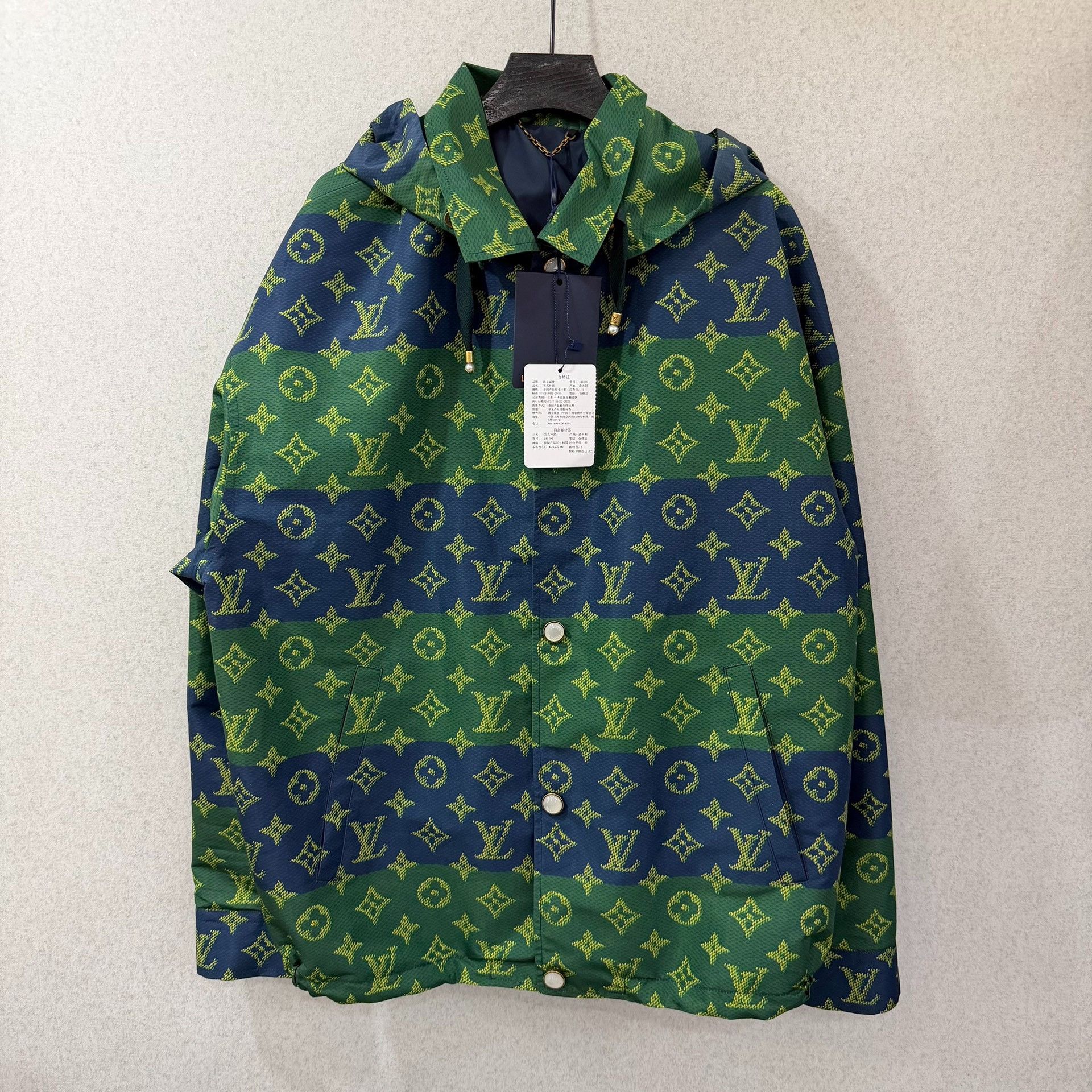 Louis Vuitton Louis Vuitton Striped Light Jacket m Men Size US M / EU 48-50 / 2 - 1 Thumbnail