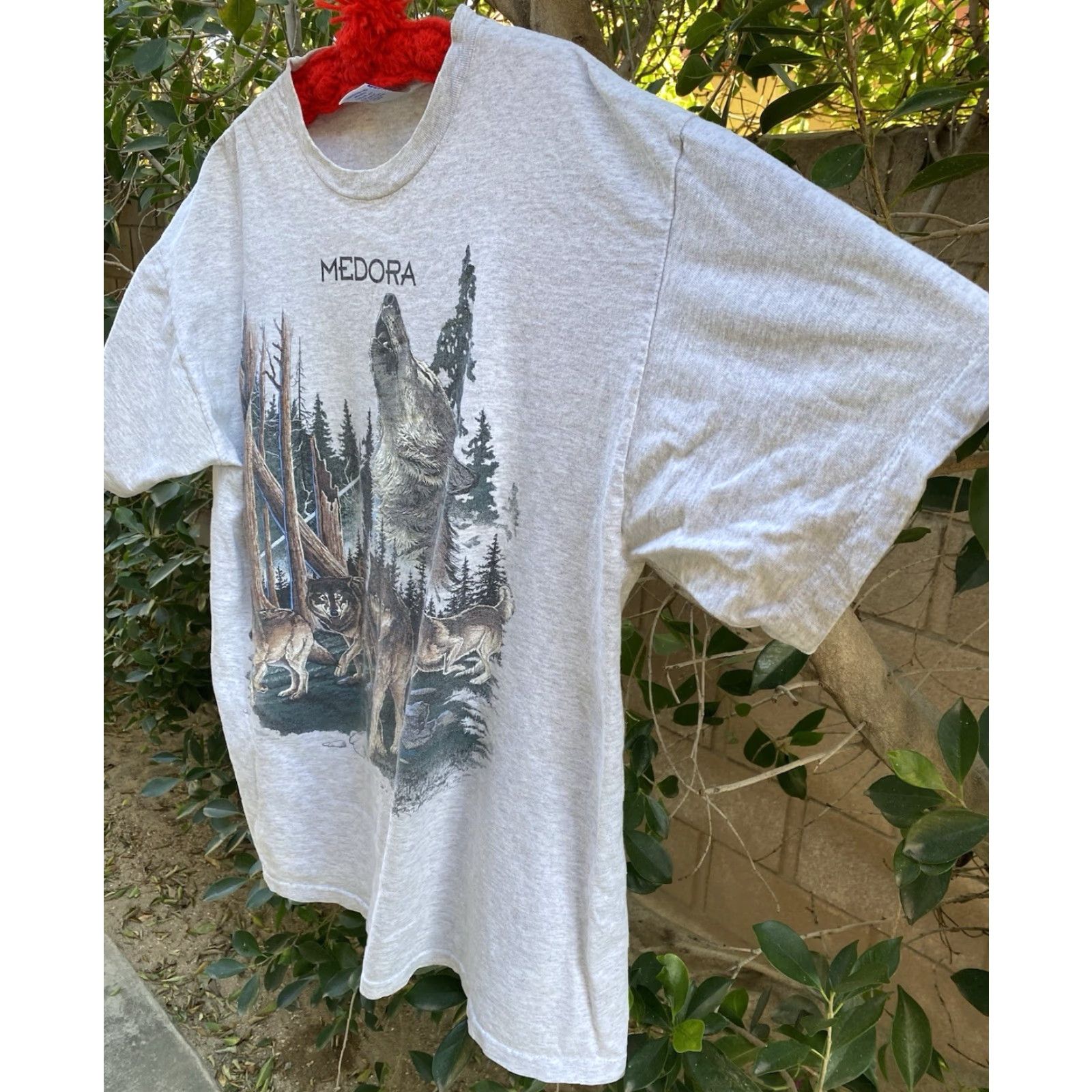 Vintage VINTAGE Medora North Dakota Wolf Pack Graphic T-Shirt Nature Tee Wildlife XL Mens Gray 100% Cotton Premier Sportswear 1990s Wolf Pack Outdoors Size US XL / EU 56 / 4 - 7 Thumbnail