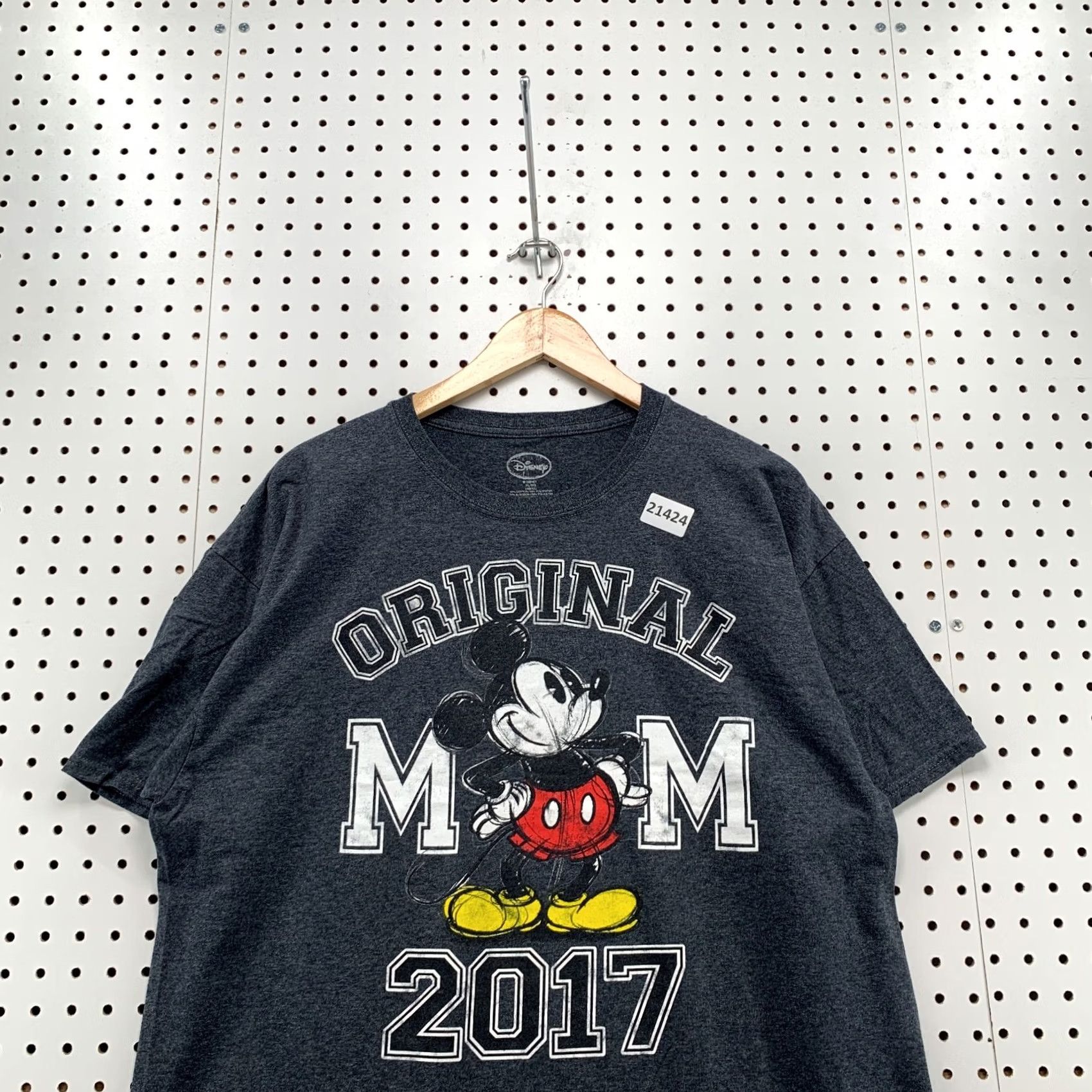 Disney Disney Mickey Mouse’s MOM Shirt Black Womens XL Short Sleeve T-Shirt Size XL / US 12-14 / IT 48-50 - 6 Thumbnail