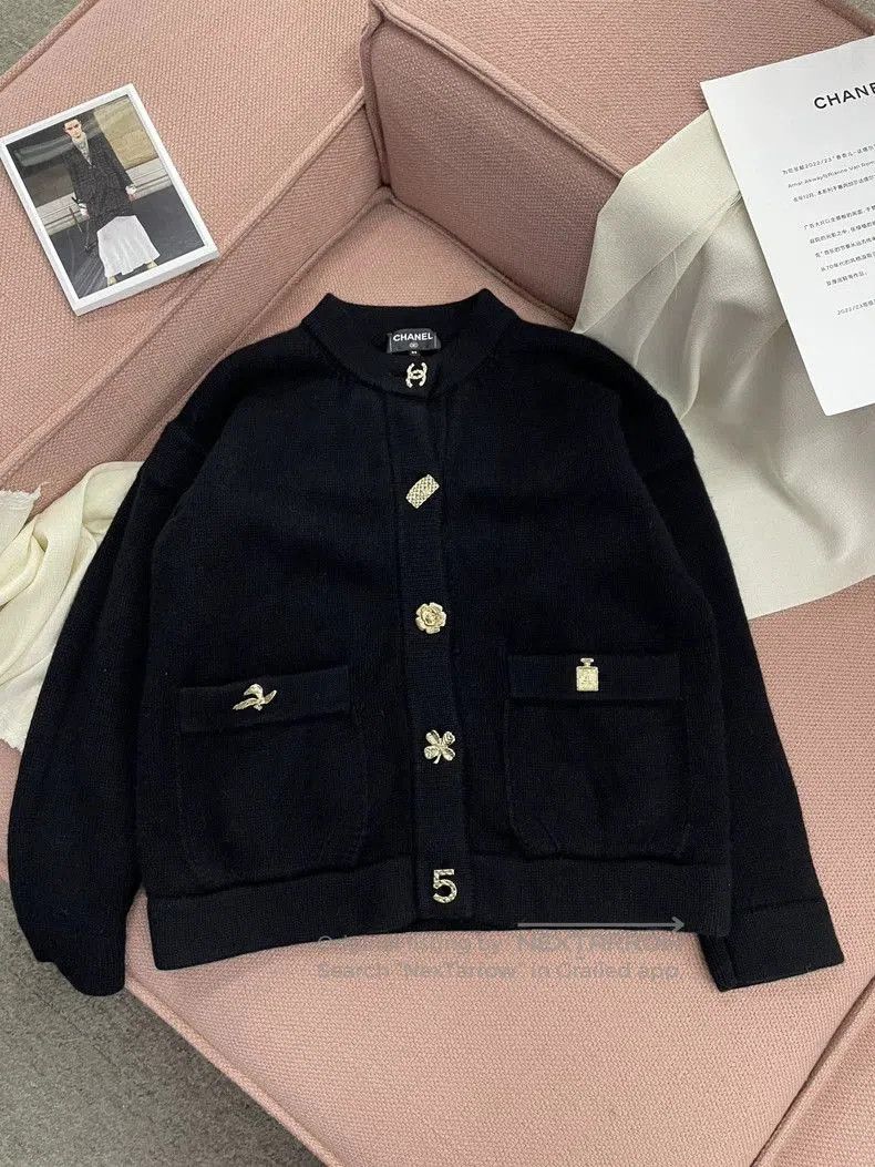 Chanel Chanel 22B Oversized Cashmere Cardigan. Size US S / EU 44-46 / 1 - 1 Thumbnail