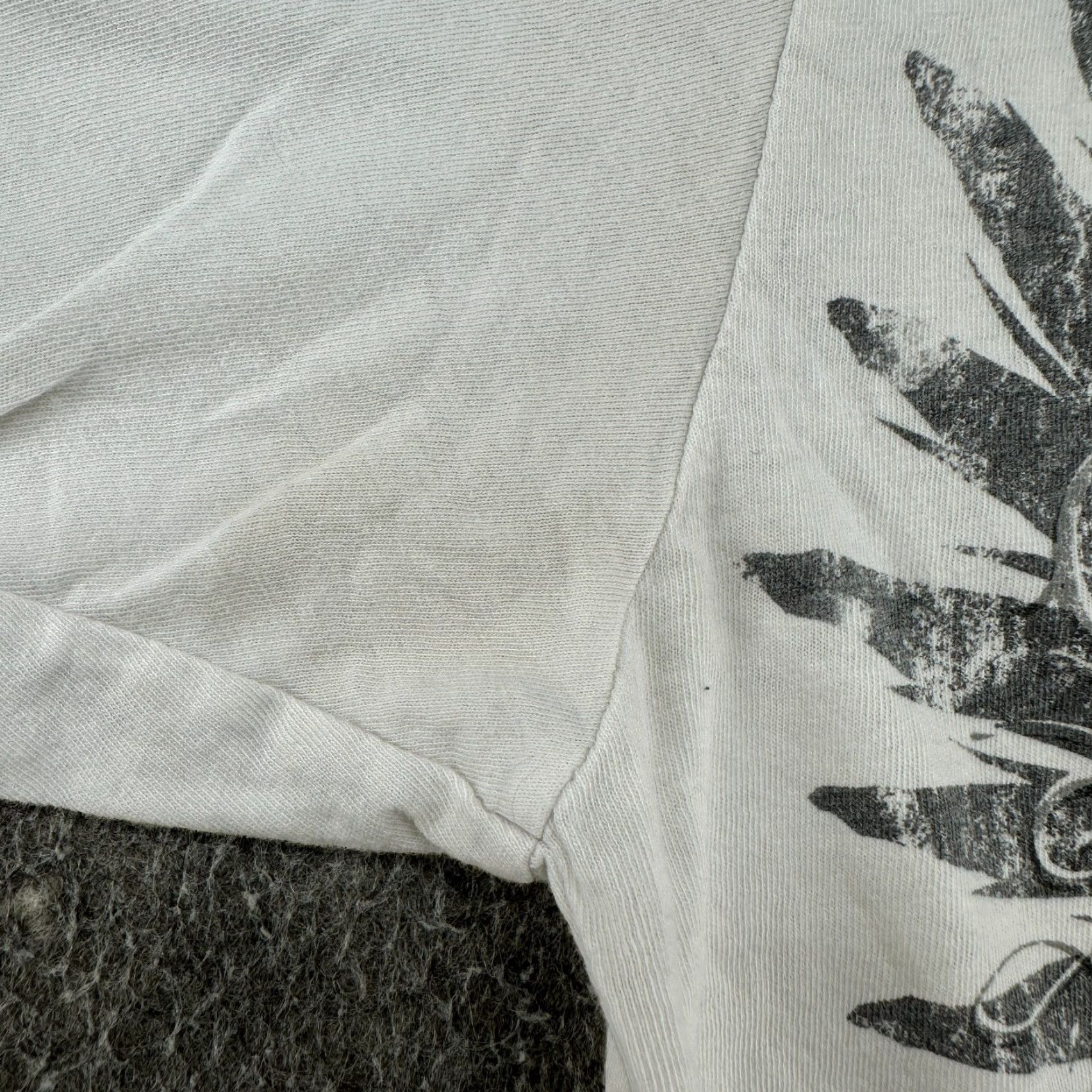 Vintage VINTAGE Decoded Shirt Mens L White Cotton USA Made Y2K Skull Tribal Short Sleeve Crew Neck T-Shirt Size US L / EU 52-54 / 3 - 4 Thumbnail