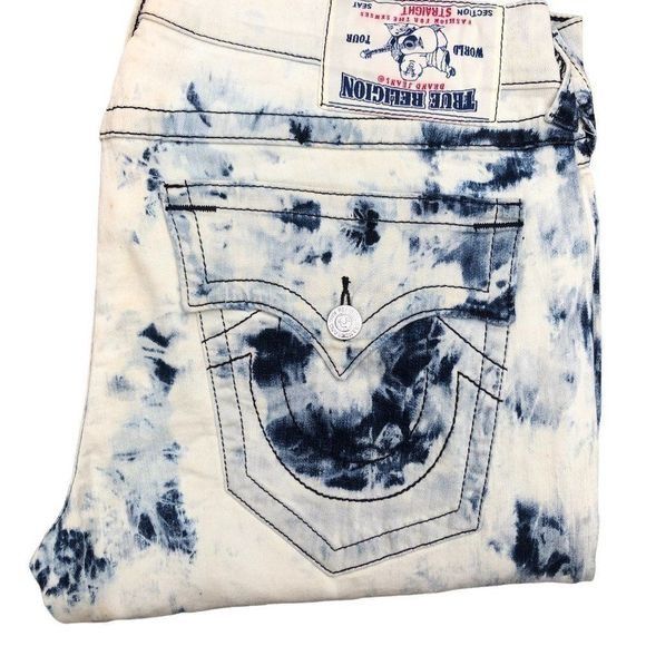True Religion EXTREMELY RARE MISSPRINTED True Religion Jeans Size 38 Upsid Size US 38 / EU 54 - 7 Thumbnail